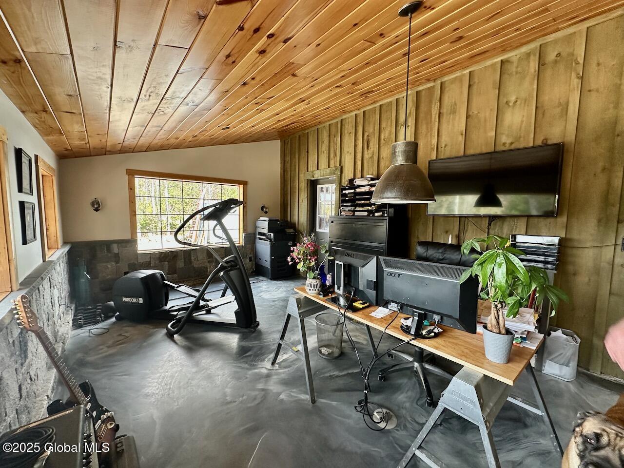 7331 Bills Road, Middle Grove, New York image 13