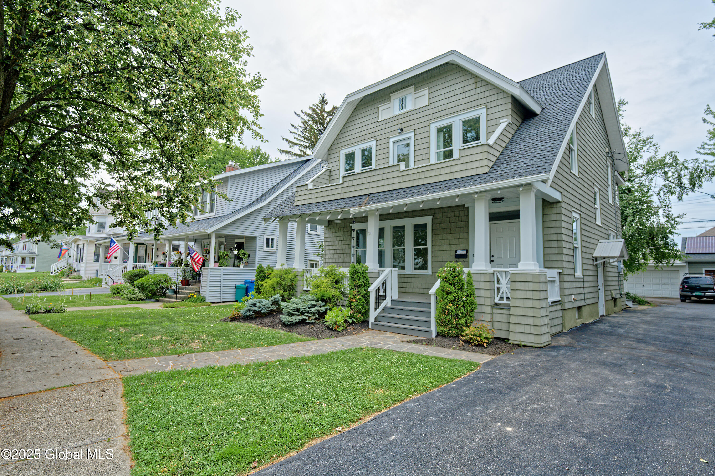 3 Ramsey Place