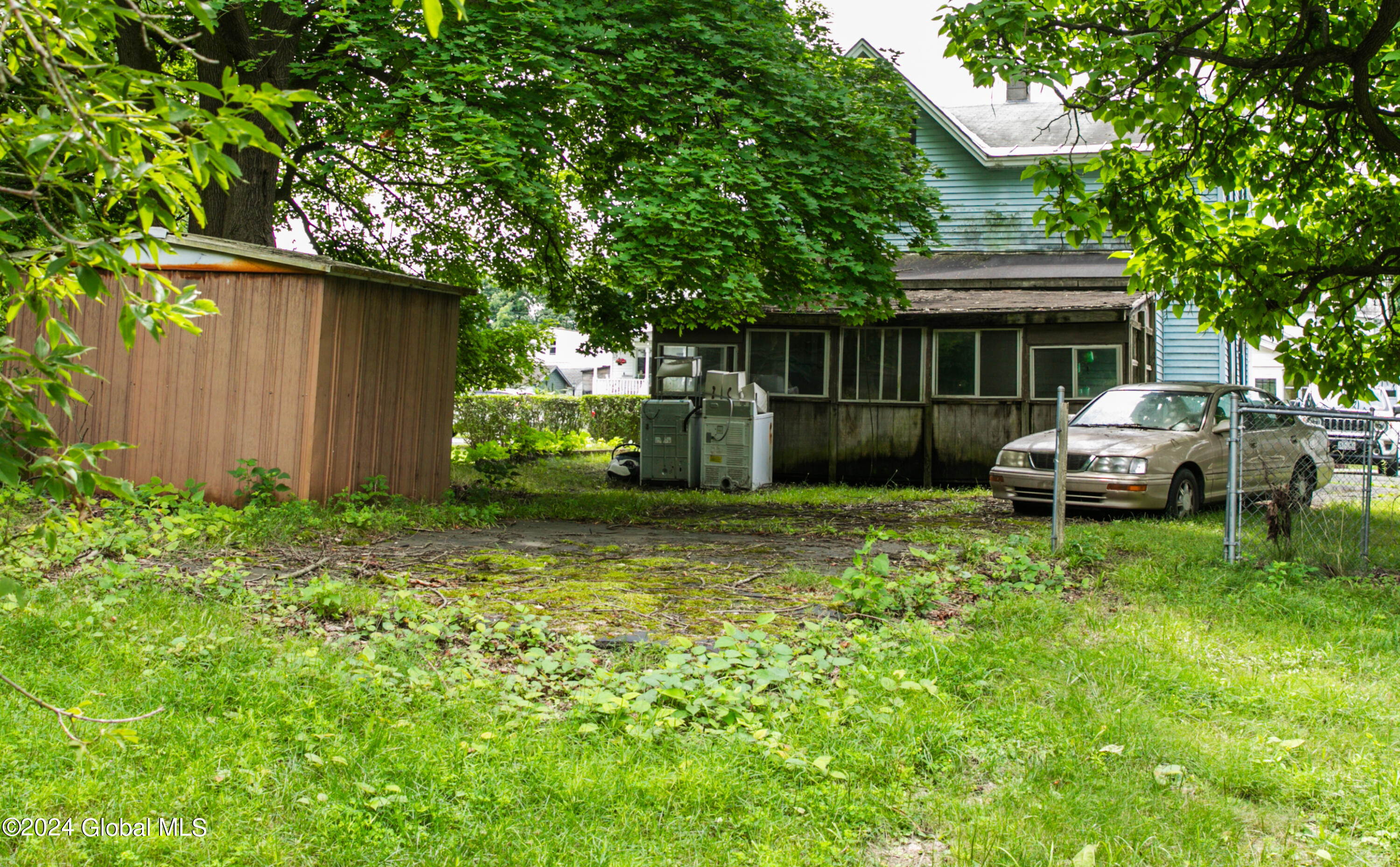 25 Kemp Avenue, Troy, New York image 4