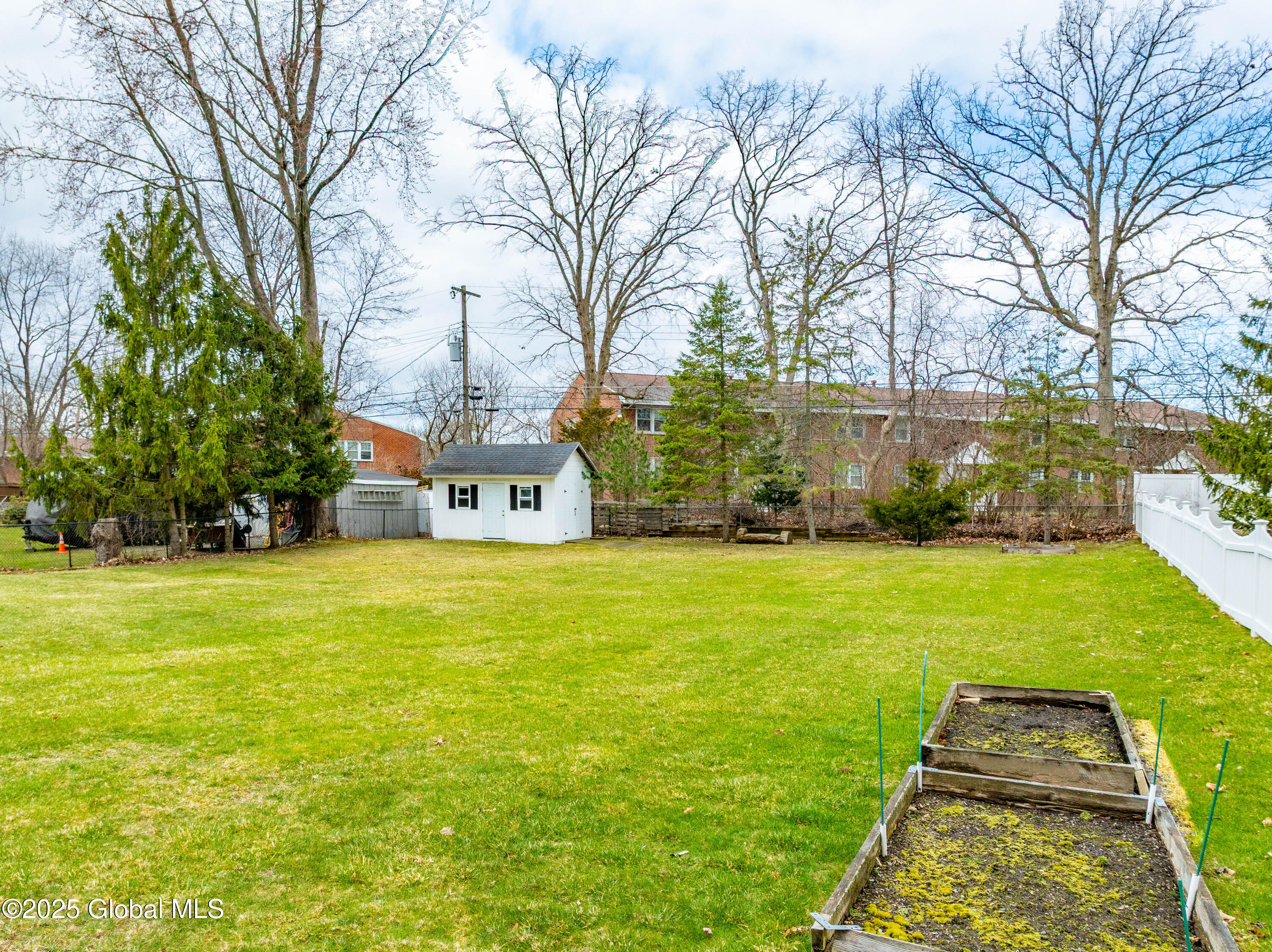 18 W Glenwood Drive, Latham, New York image 18