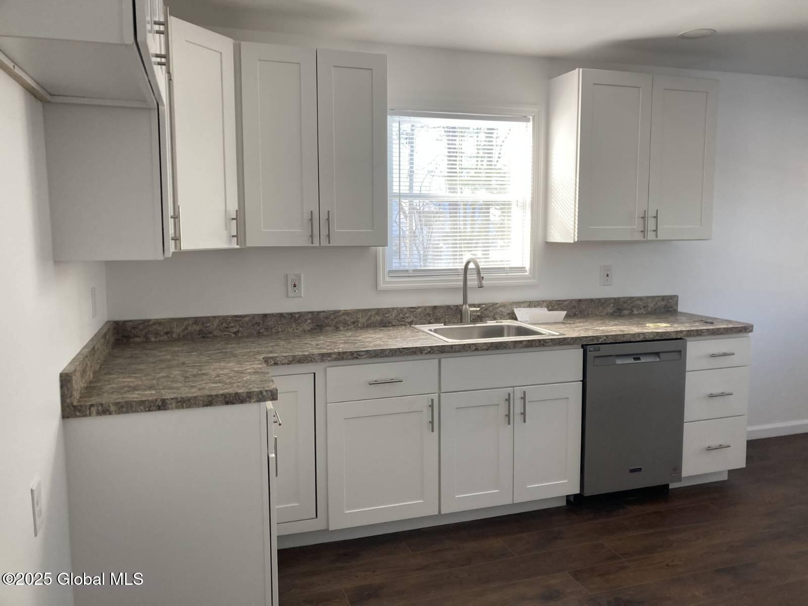 1488 Wyoming Avenue, Schenectady, New York image 5