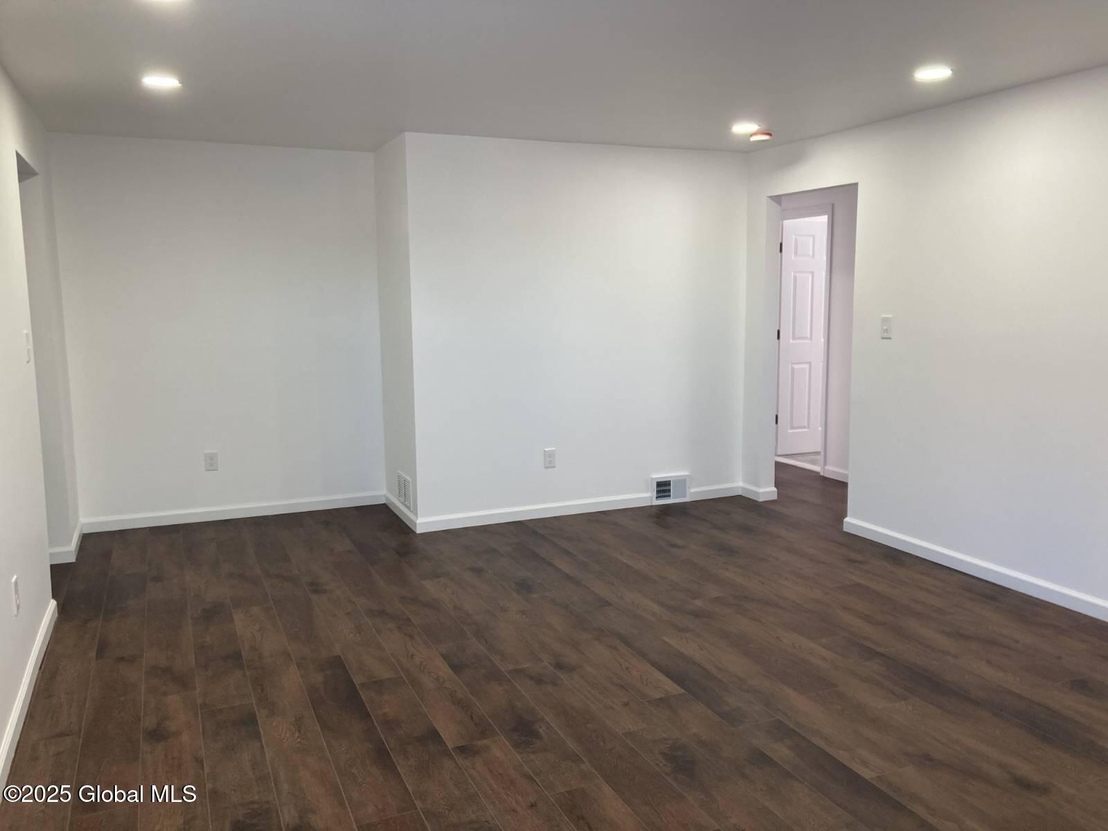 1488 Wyoming Avenue, Schenectady, New York image 4