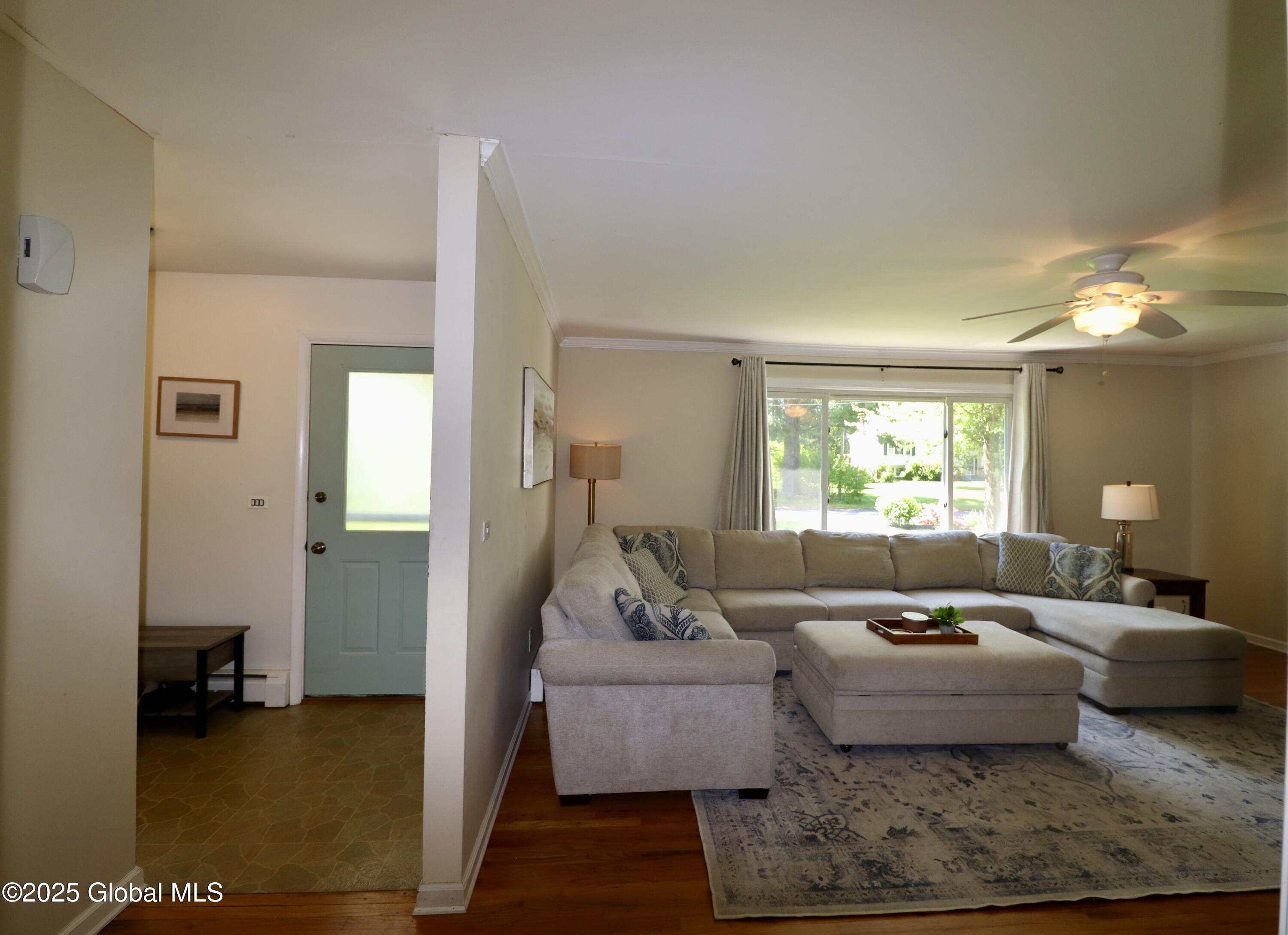 24 Valdepenas Lane Ln, Clifton Park, New York image 9