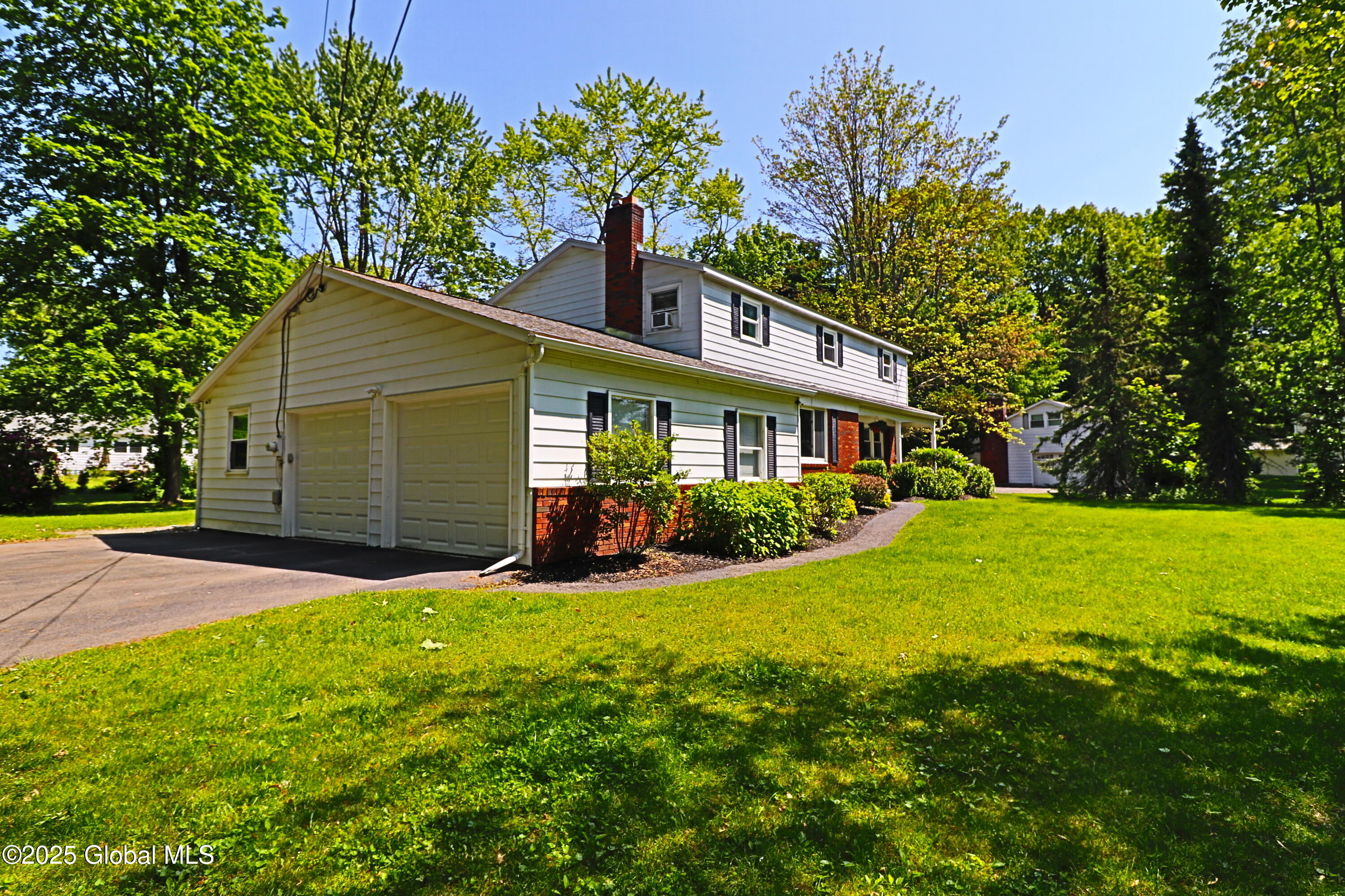 24 Valdepenas Lane Ln, Clifton Park, New York image 5
