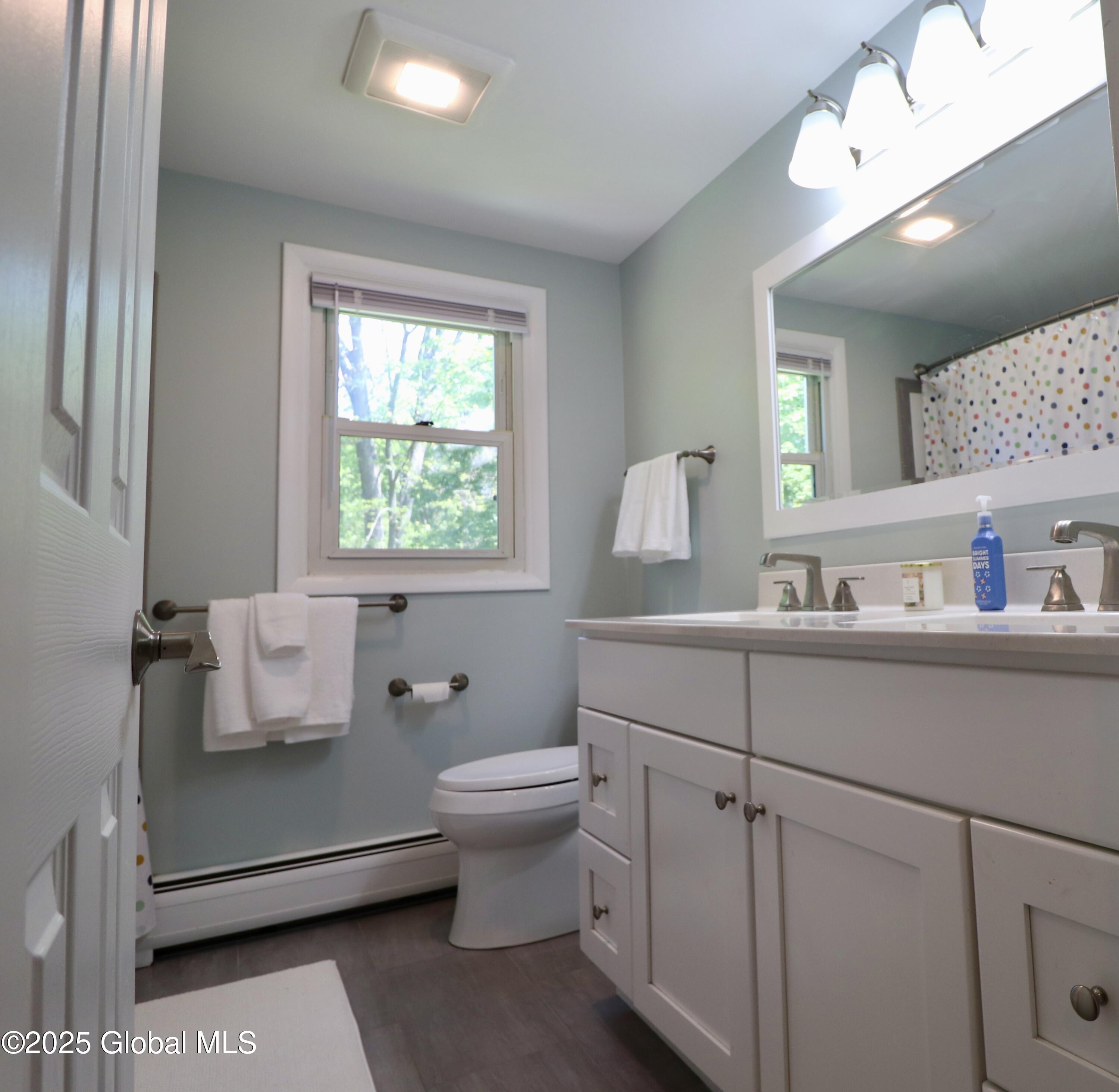 24 Valdepenas Lane Ln, Clifton Park, New York image 41