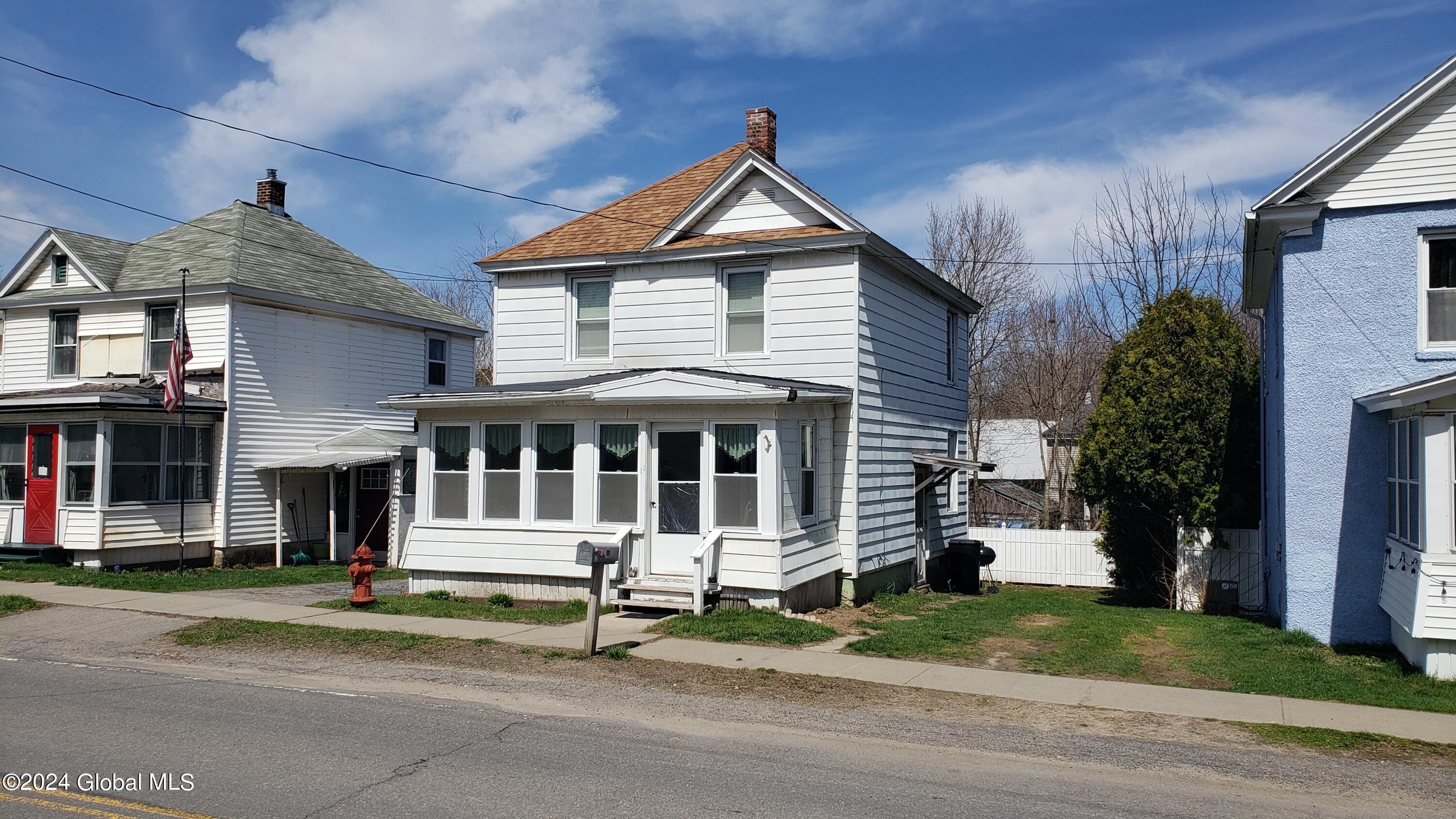 11 Saratoga Avenue, Broadalbin, New York image 2