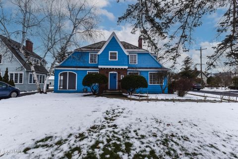 Photo of 194 S Main Avenue, Albany, NY 12208 (MLS # 202610343)