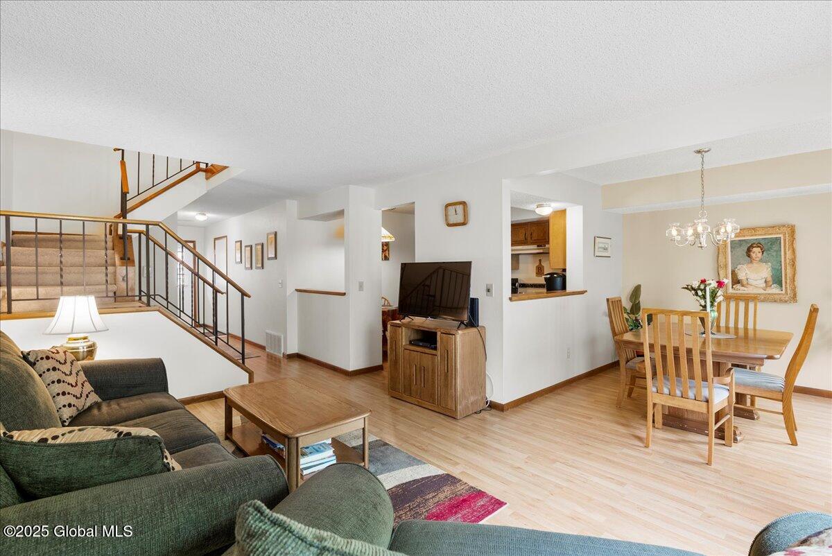 36 Justine Court, Rensselaer, New York image 5