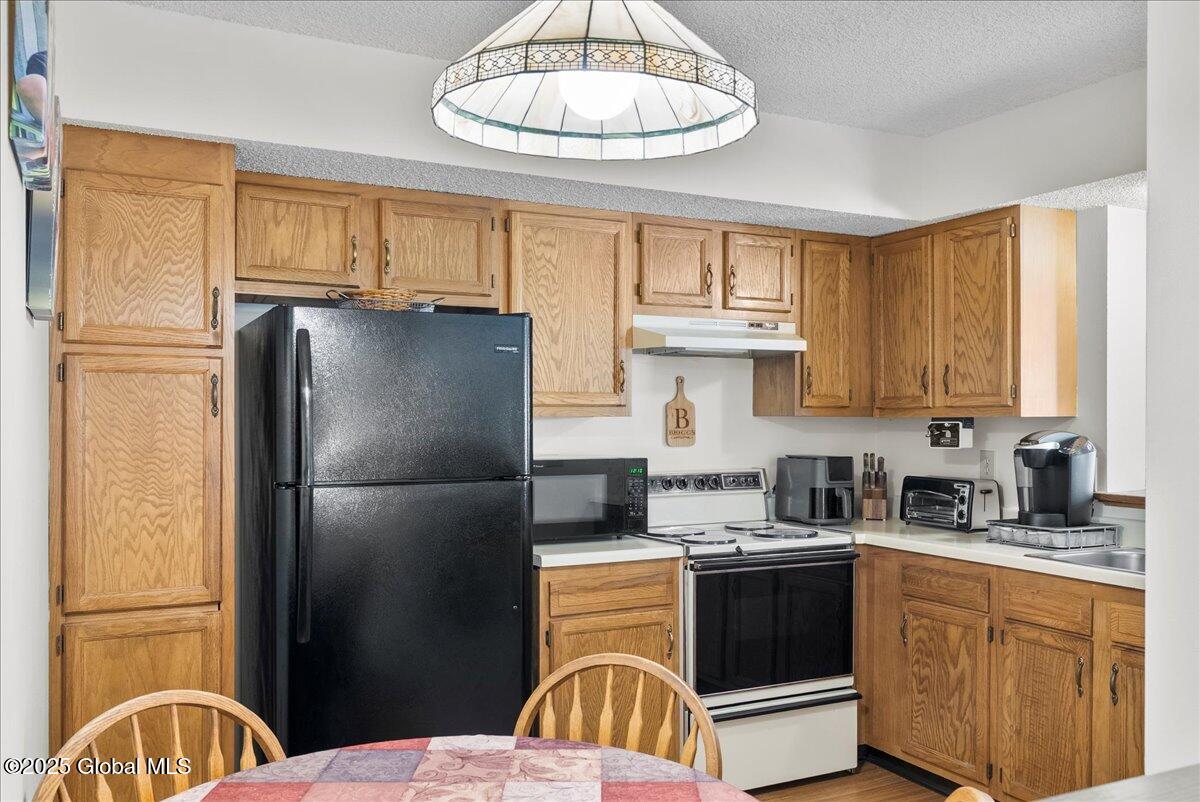 36 Justine Court, Rensselaer, New York image 9