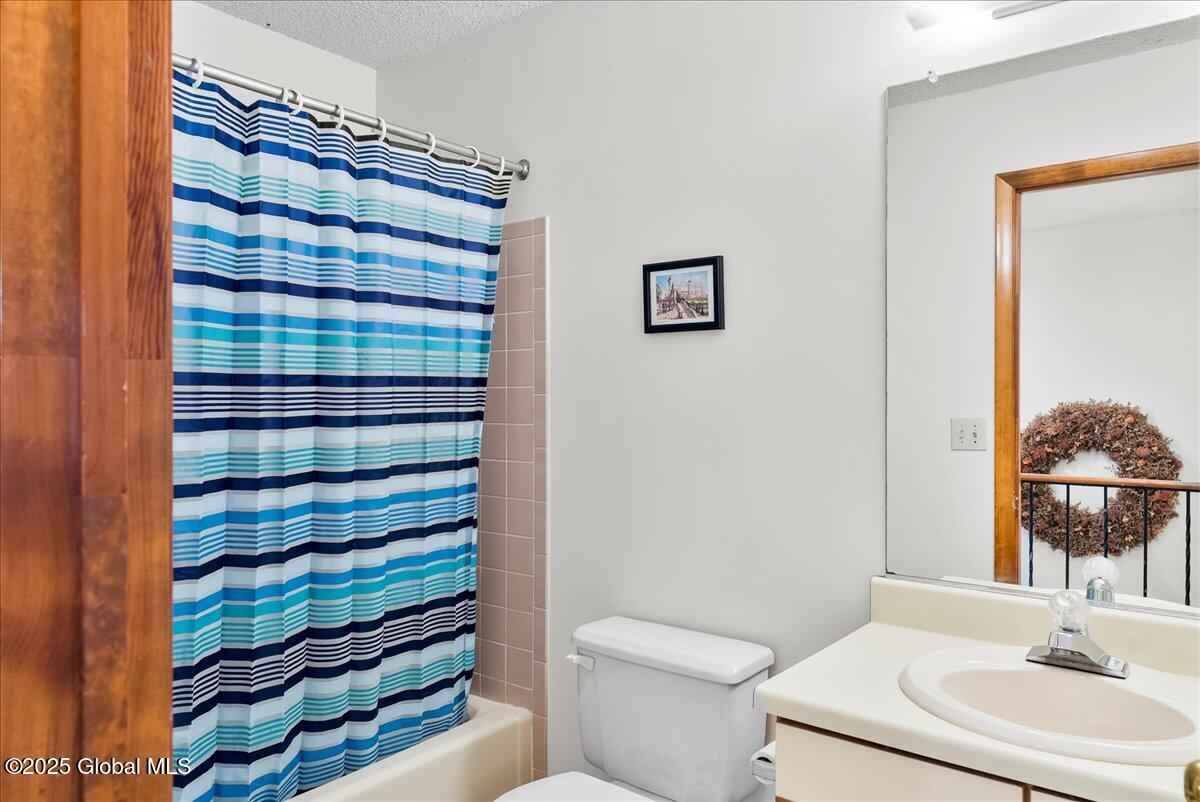 36 Justine Court, Rensselaer, New York image 18