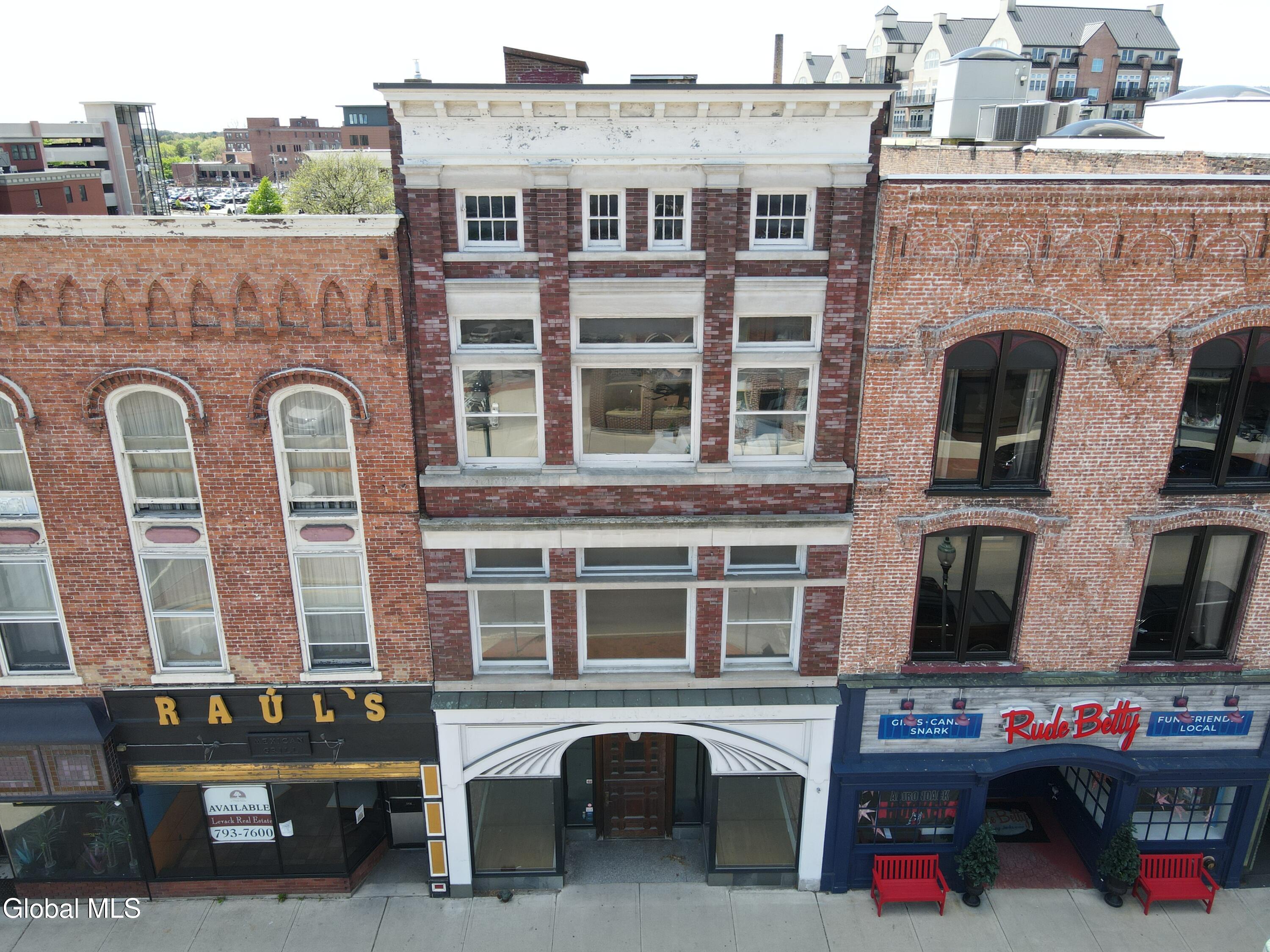 166 Glen Street