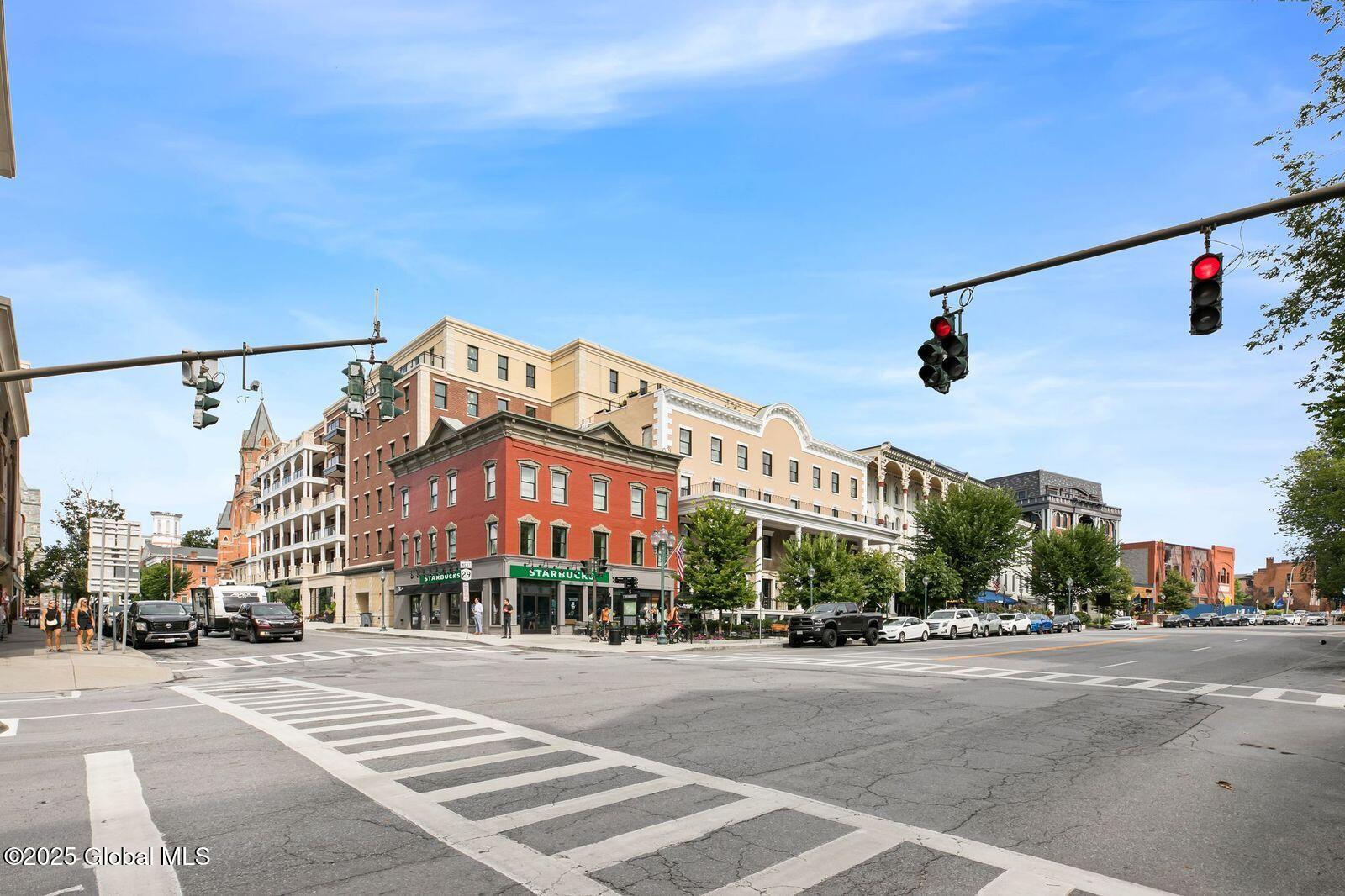 19 Washington Street 652 P