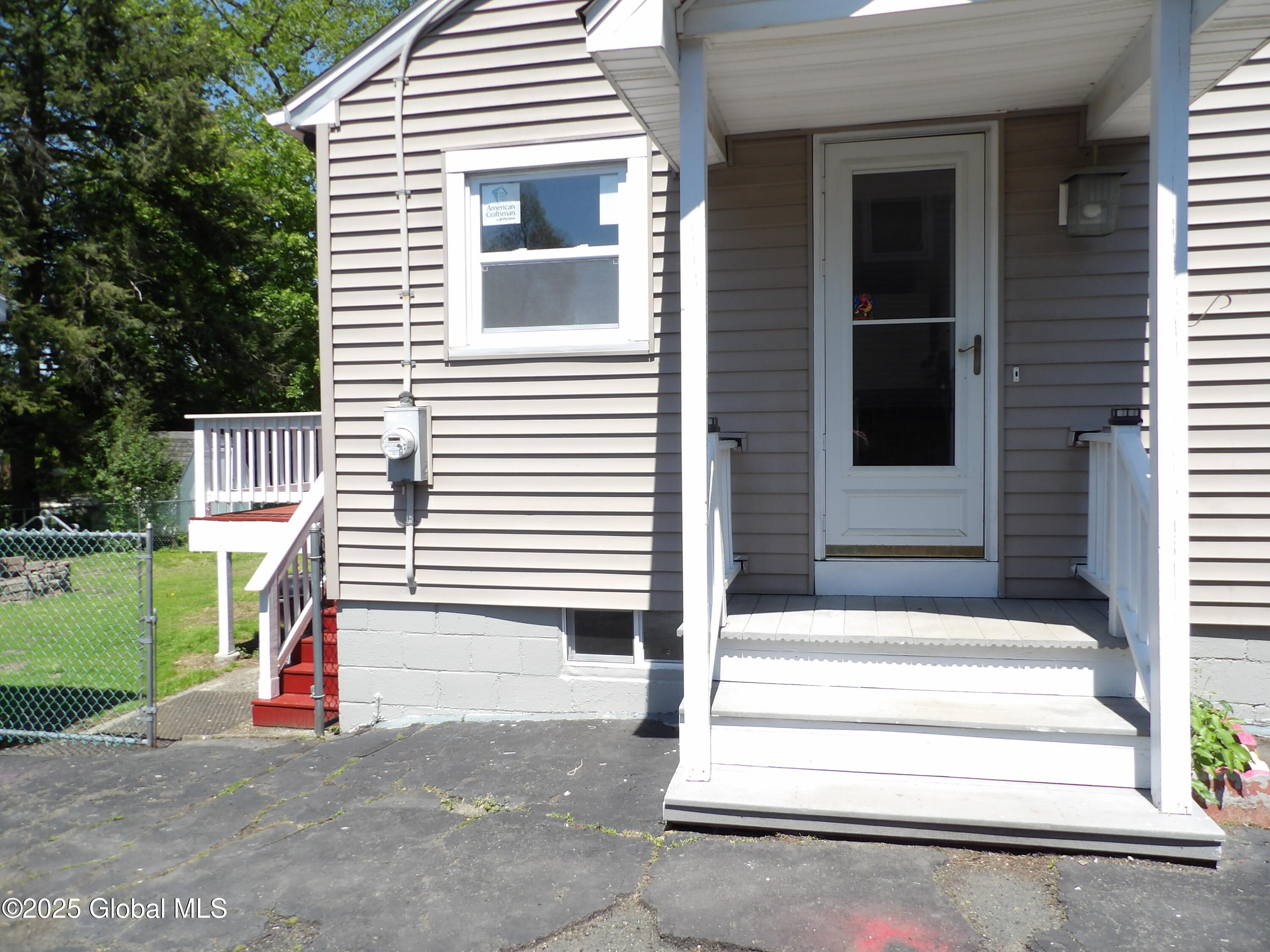1005 9th Avenue, Troy, New York image 3