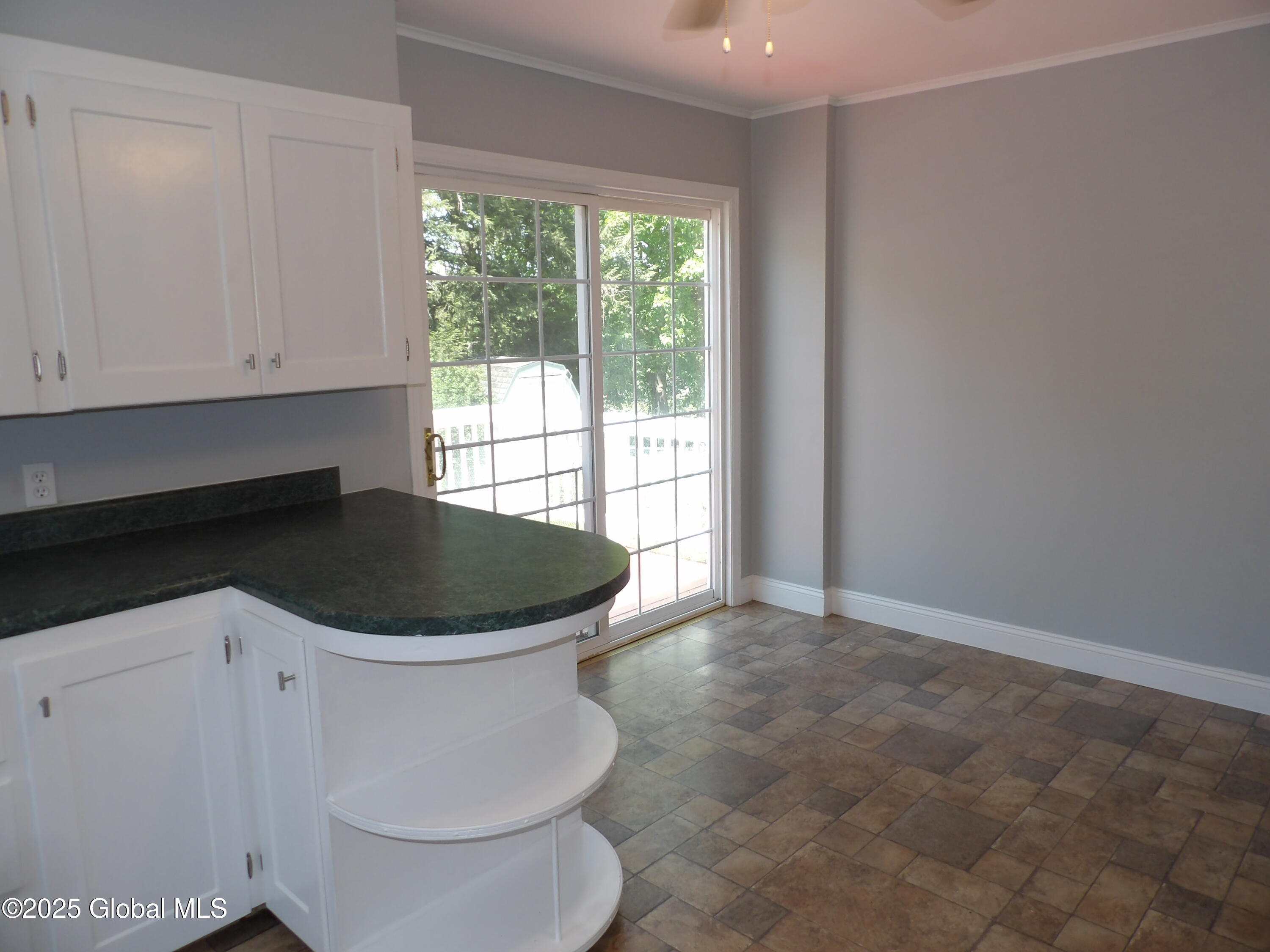 1005 9th Avenue, Troy, New York image 12