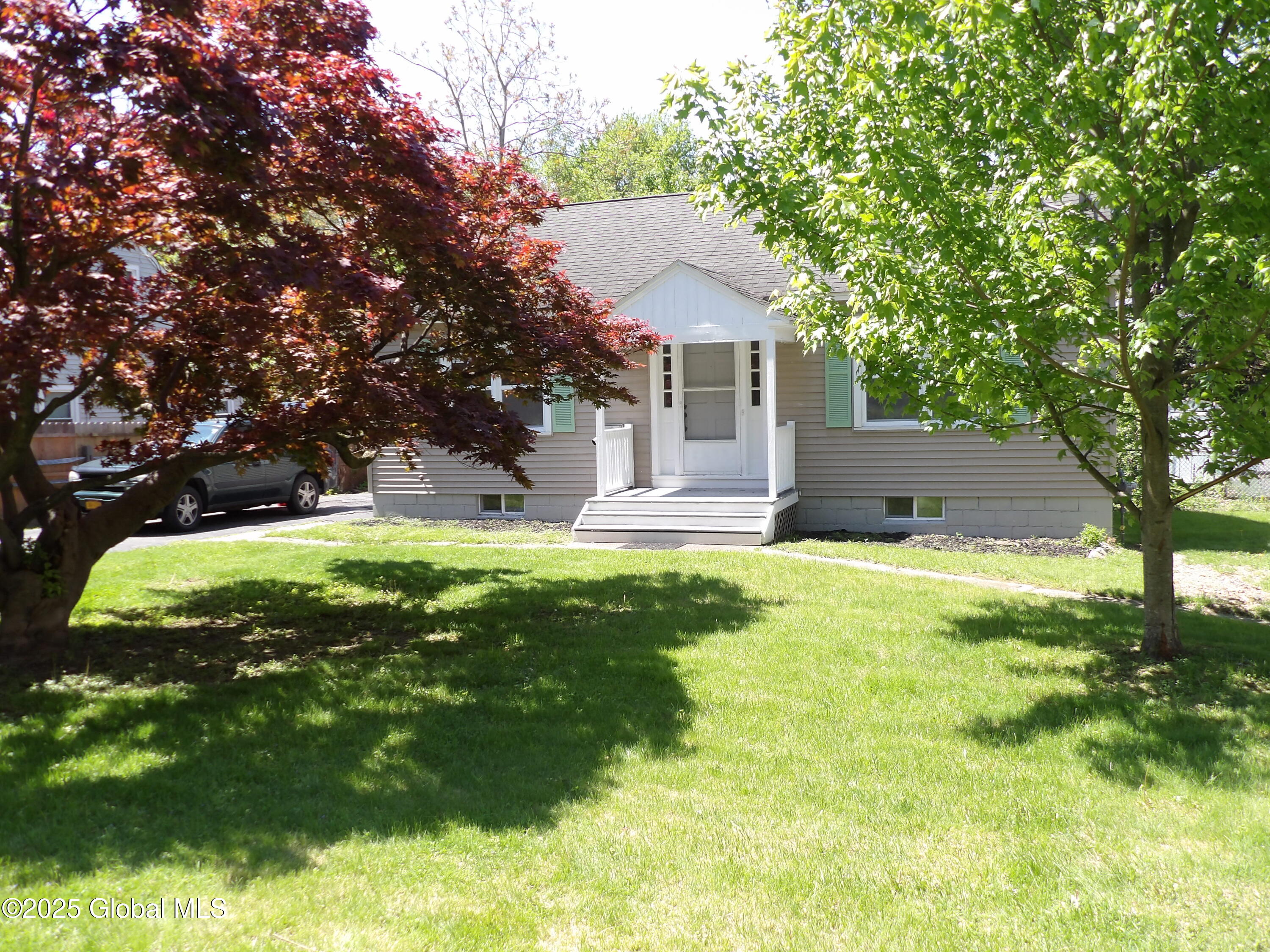 1005 9th Avenue, Troy, New York image 2
