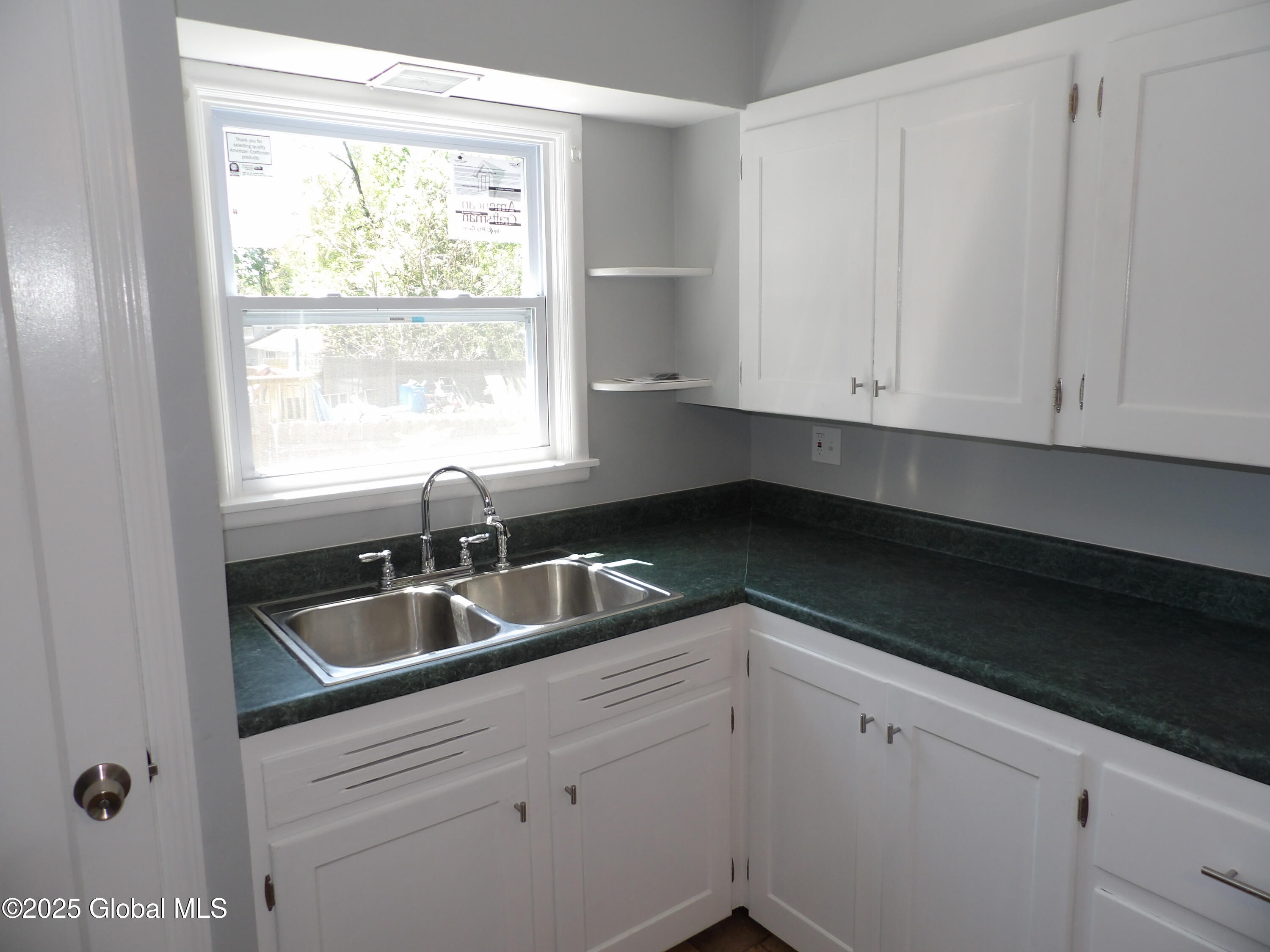 1005 9th Avenue, Troy, New York image 11