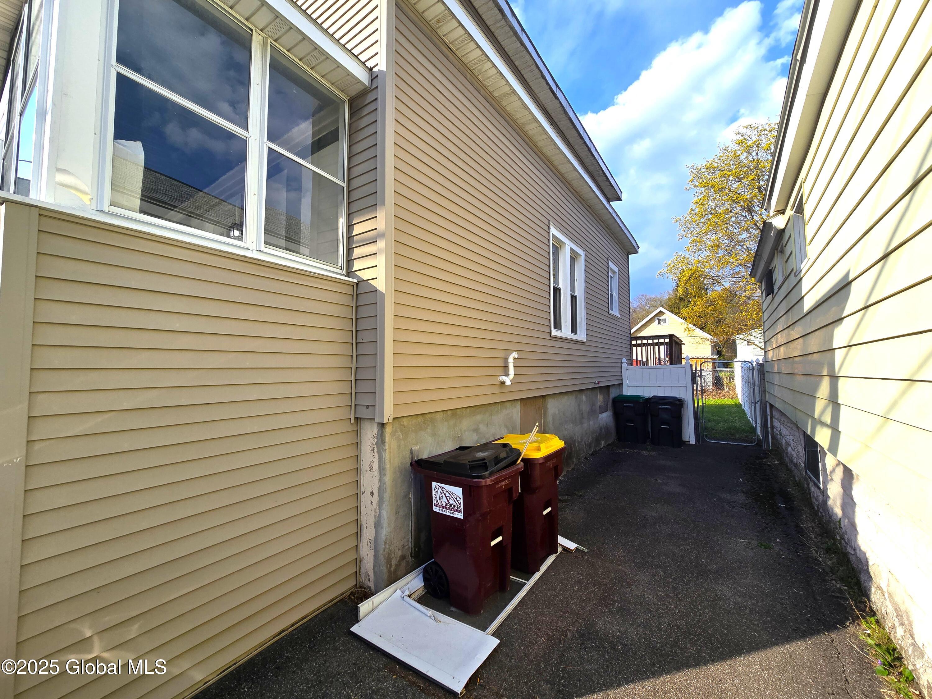 127 Exchange Street, Colonie, New York image 24