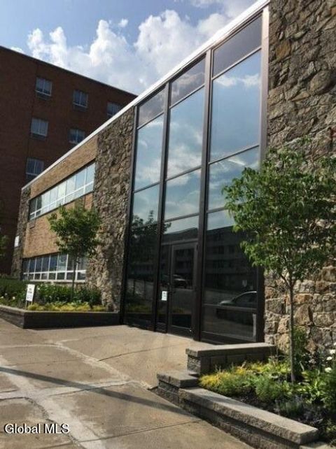 Photo of 600 Franklin Street, Schenectady, NY 12305 (MLS # 202524147)