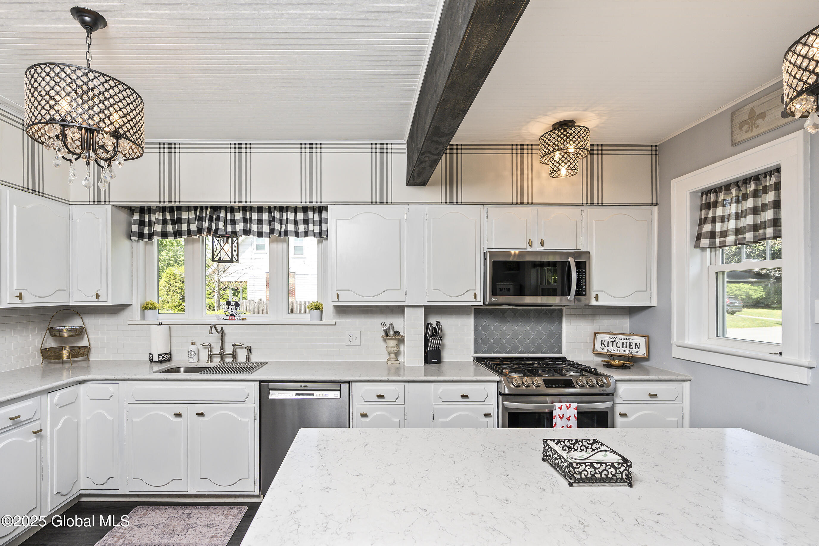71 Melrose Avenue, Albany, New York image 9