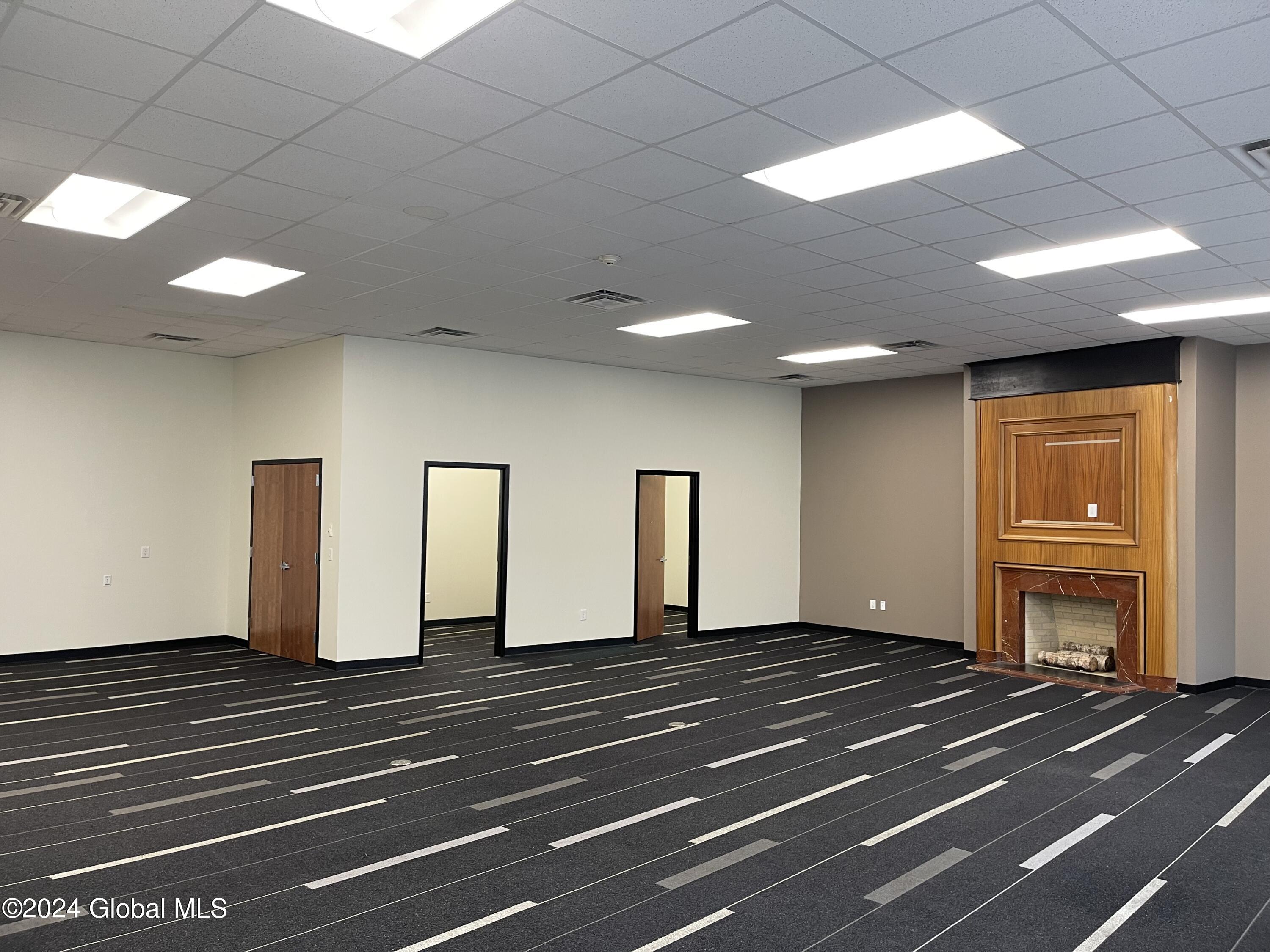 Schenectady, New York 12305, United States, ,Commercial,Active,73605