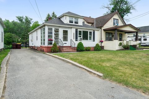 Photo of 2527 1st Avenue, Rotterdam, NY 12303 (MLS # 202620085)