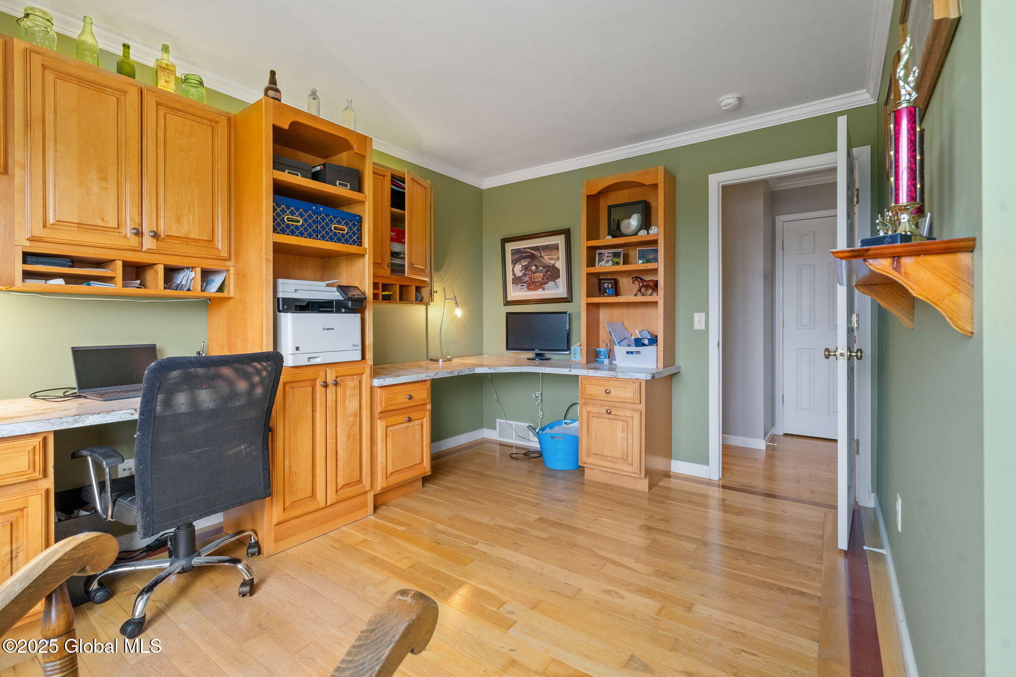 2 Kimberly Circle, Troy, New York image 44