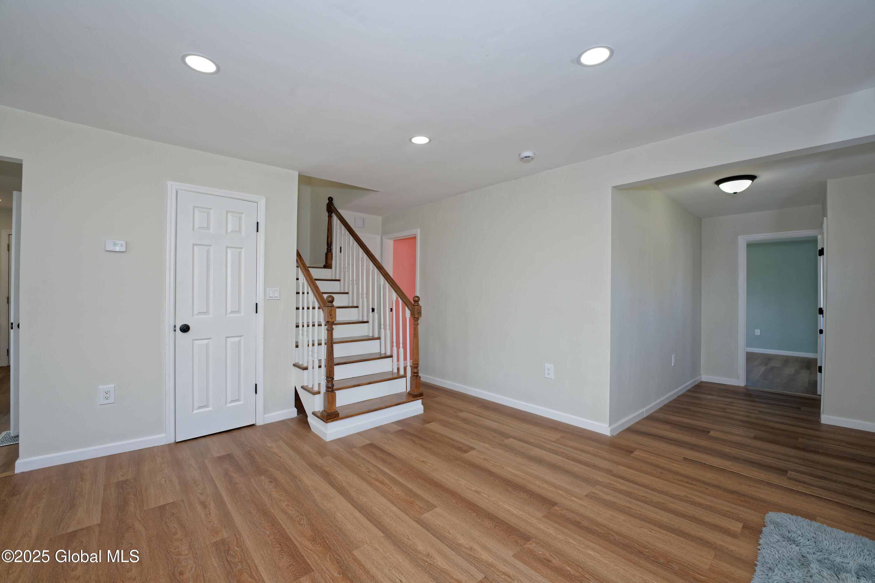 12 Willowbrook Avenue, Selkirk, New York image 20