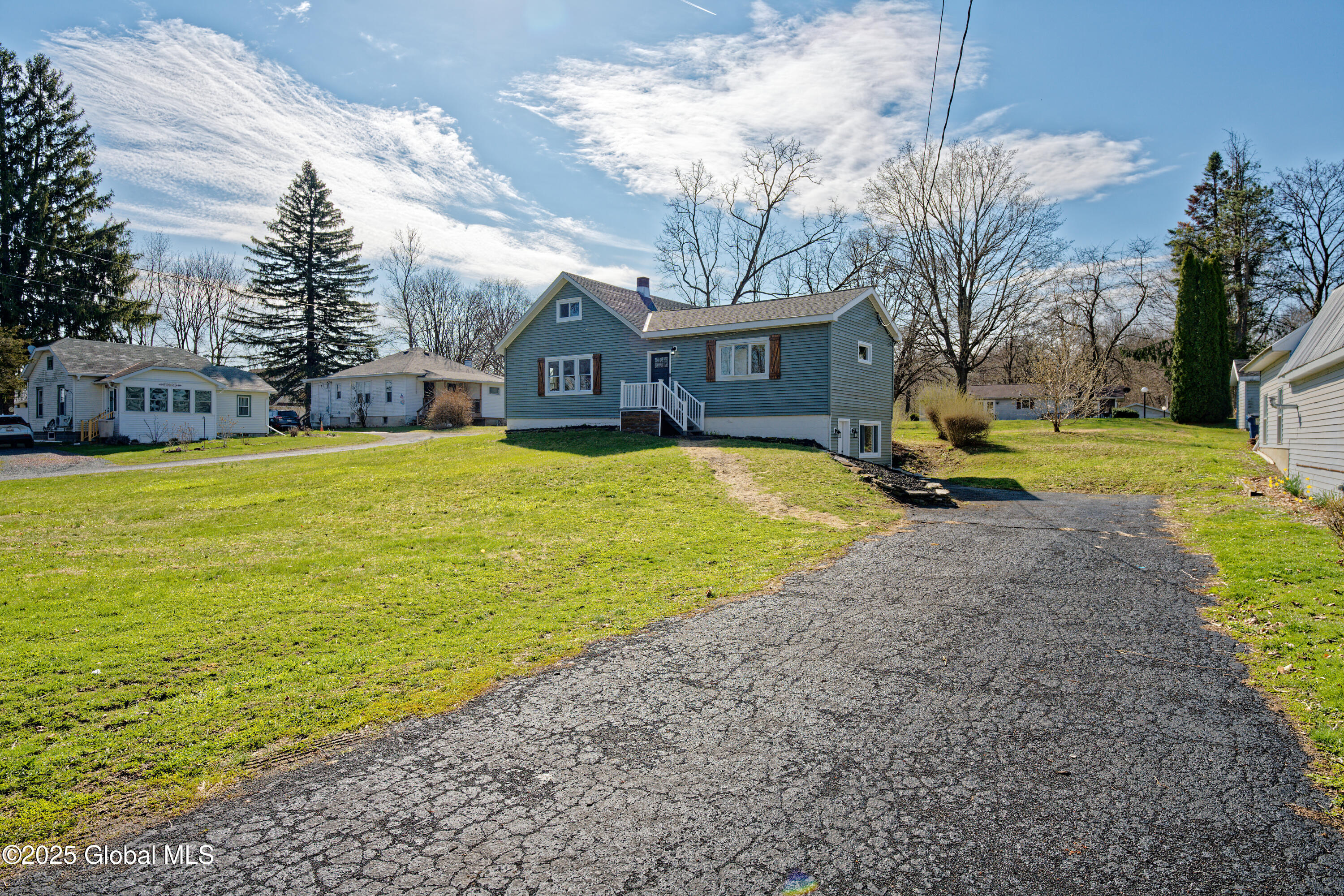 12 Willowbrook Avenue, Selkirk, New York image 50