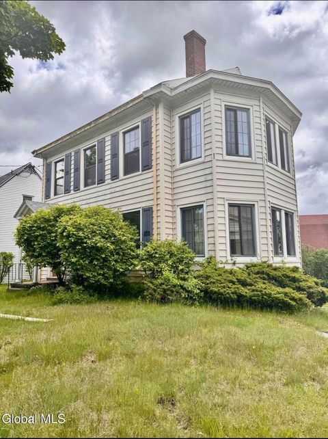 Photo of 405 Manning Boulevard #1FL, Albany, NY 12206 (MLS # 202527840)