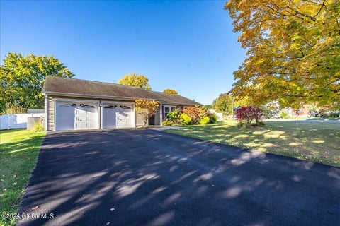 Photo for 299 Colonial Circle