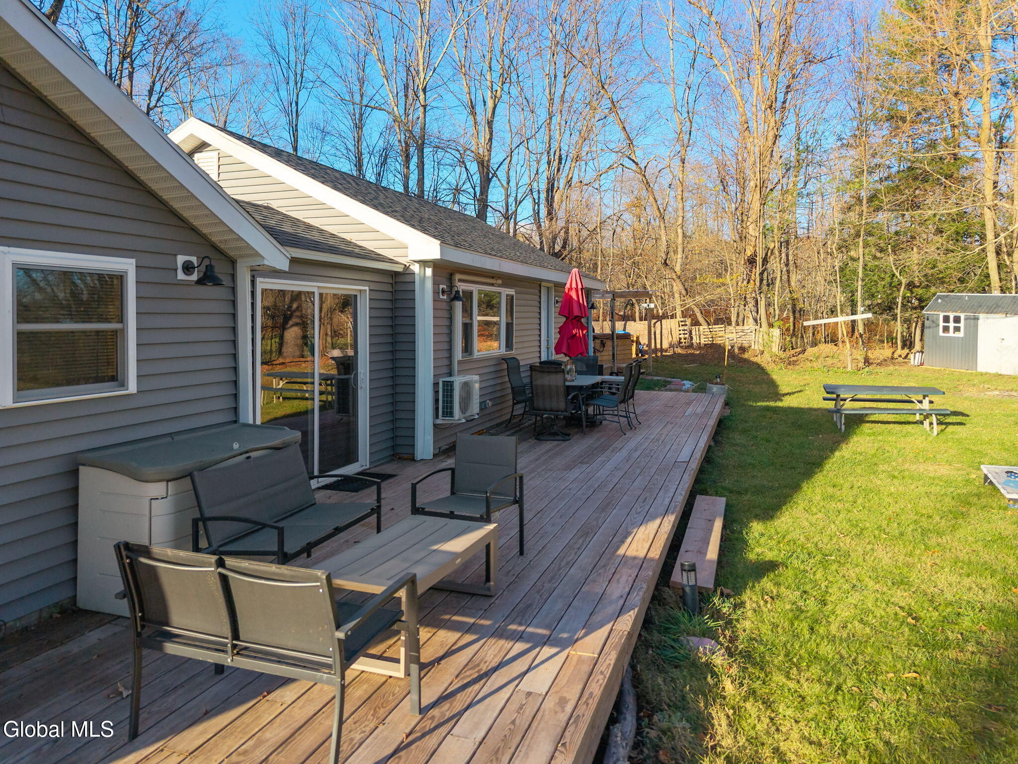 Ashland, New York 12407, United States, 4 Bedrooms Bedrooms, ,3 BathroomsBathrooms,Residential,Active,236773