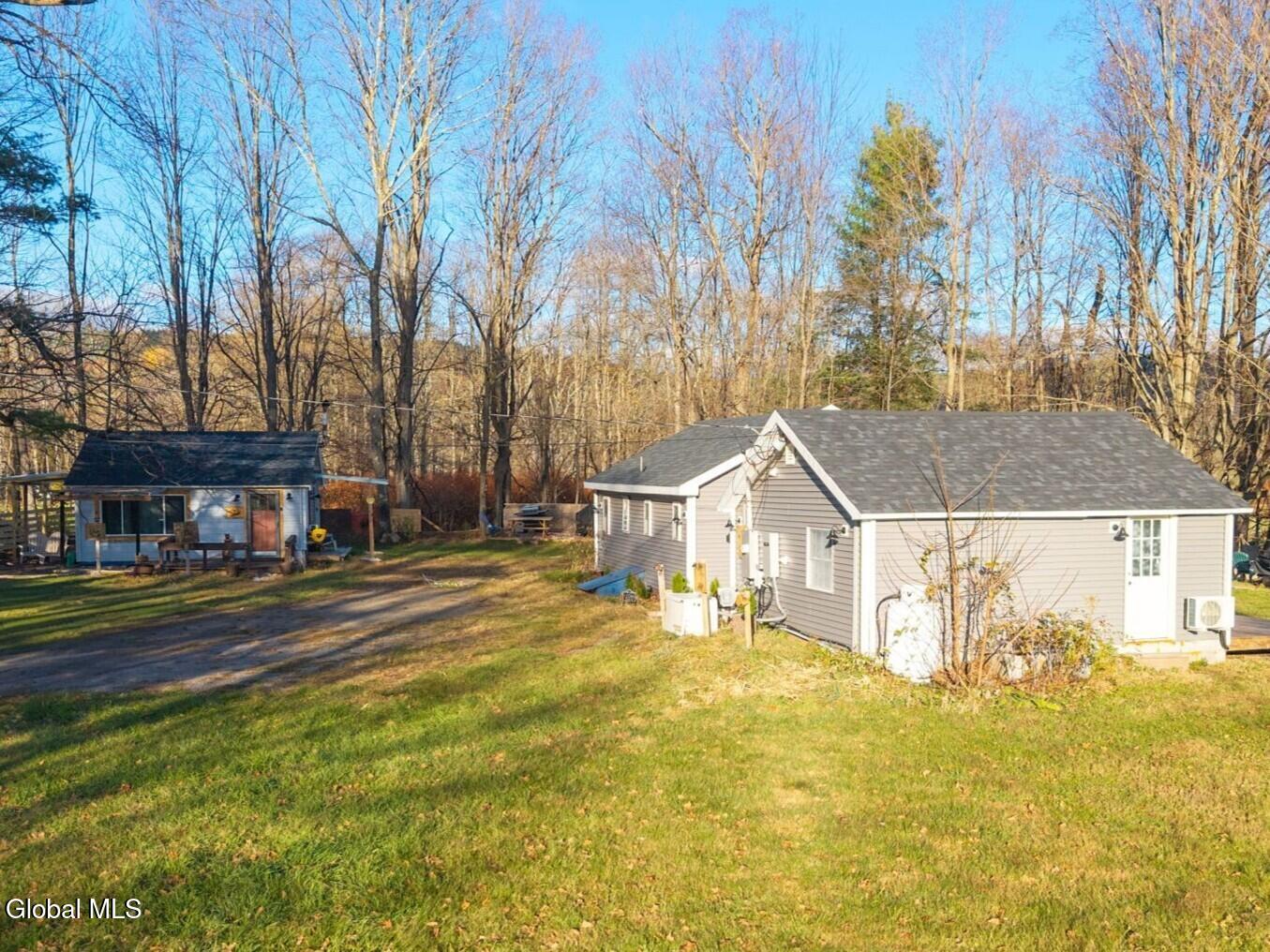 Ashland, New York 12407, United States, 4 Bedrooms Bedrooms, ,3 BathroomsBathrooms,Residential,Active,236773