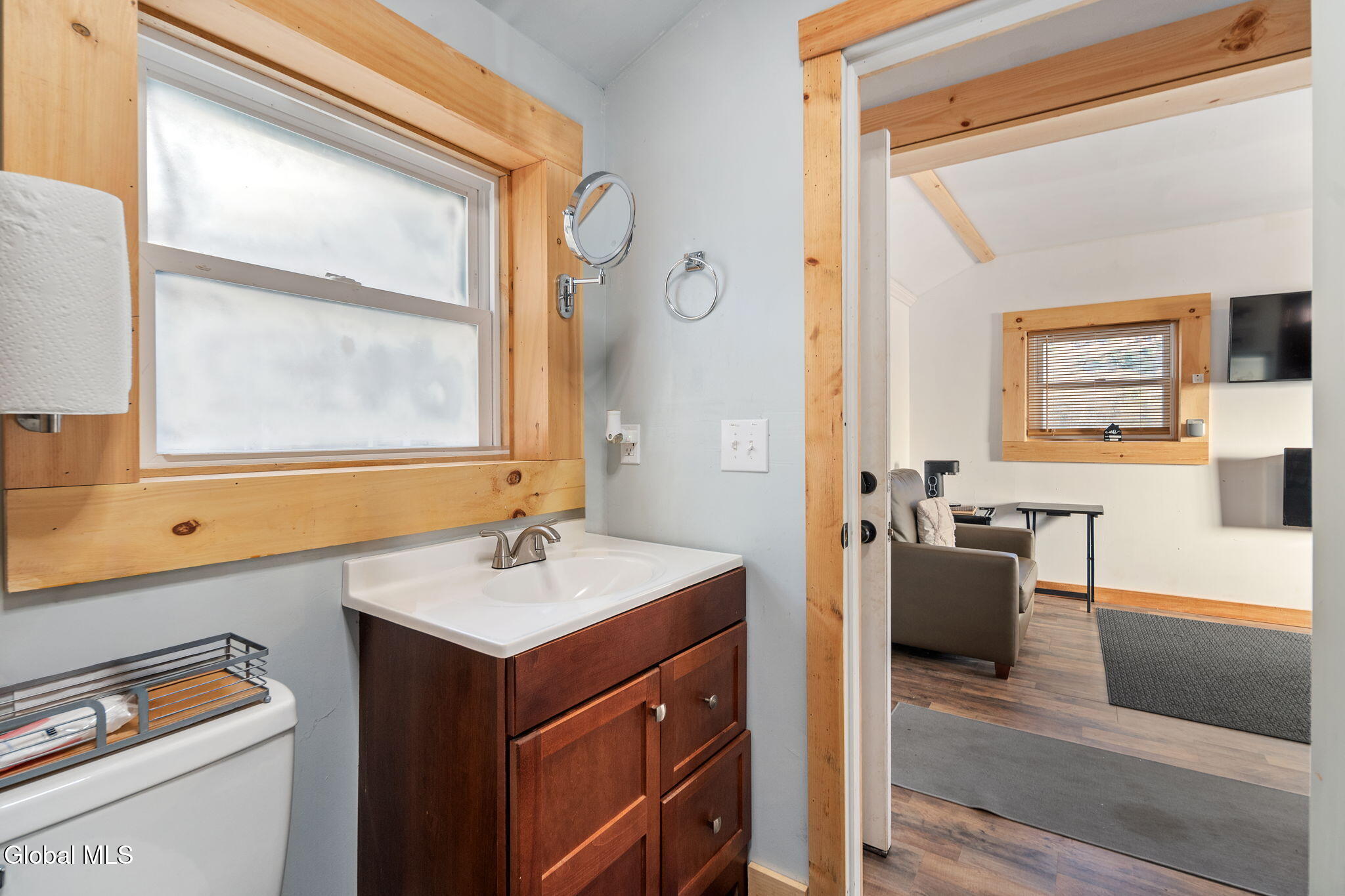 Ashland, New York 12407, United States, 4 Bedrooms Bedrooms, ,3 BathroomsBathrooms,Residential,Active,236773