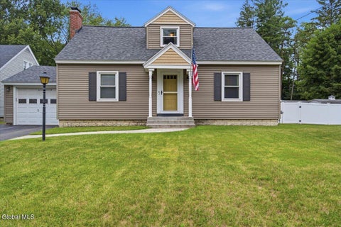 Homes For Sale - 113 Gordon Road<br/> Schenectady County, Schenectady, NY 12306
