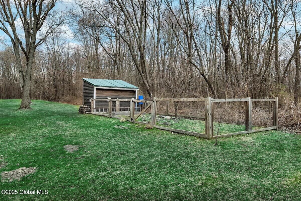 987 Western Road, Castleton On Hudson, New York image 37