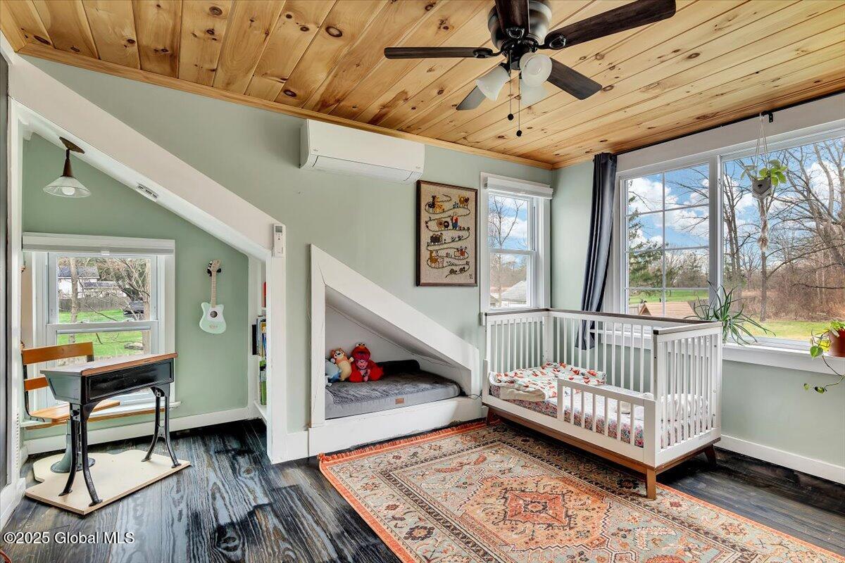 987 Western Road, Castleton On Hudson, New York image 25