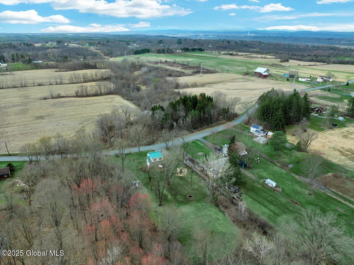 987 Western Road, Castleton On Hudson, New York image 46