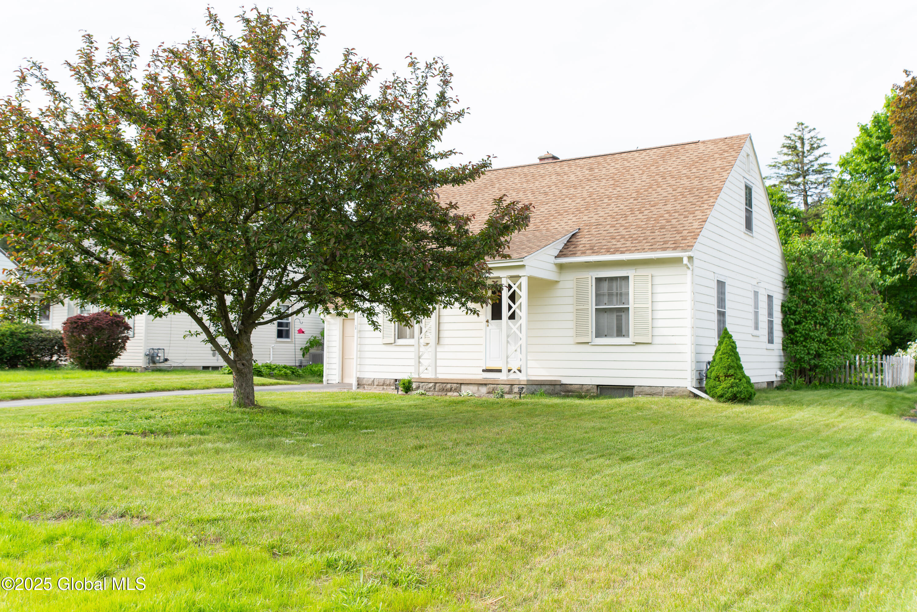 13 Willowbrook Road, Glenville, New York image 2