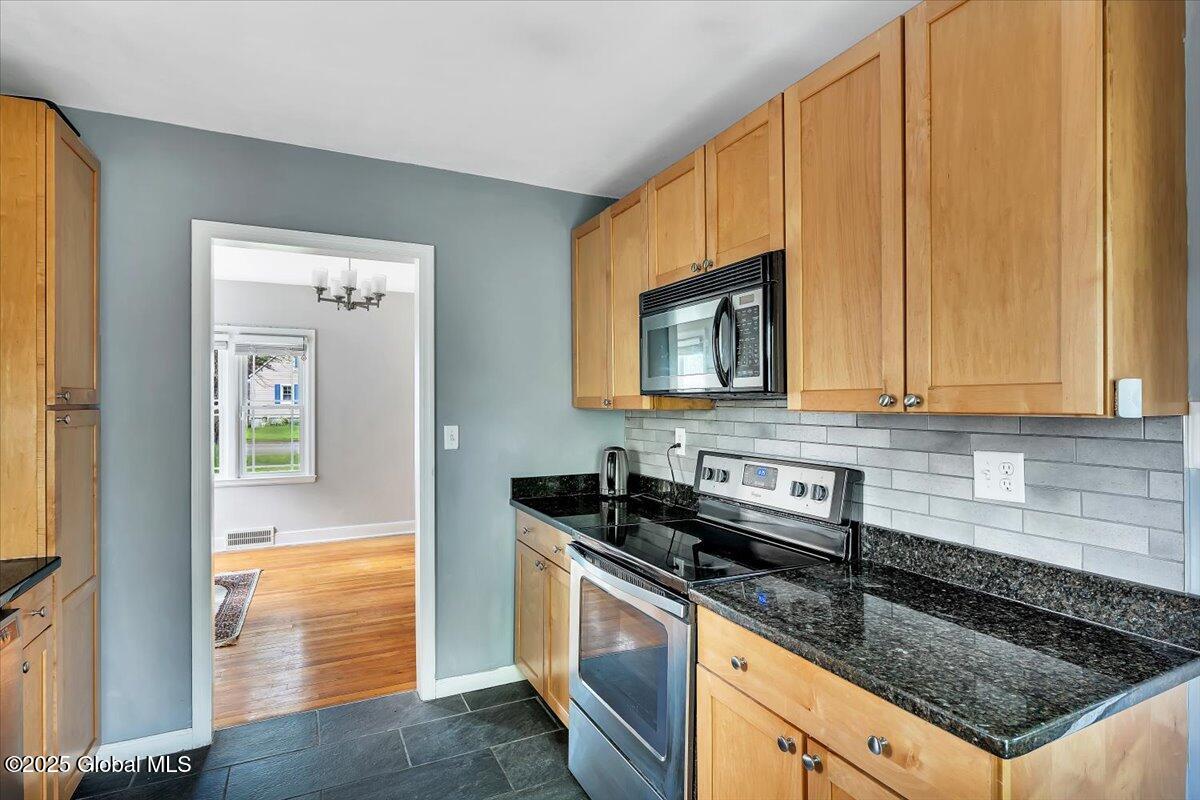 2063 Morrow Avenue, Niskayuna, New York image 14