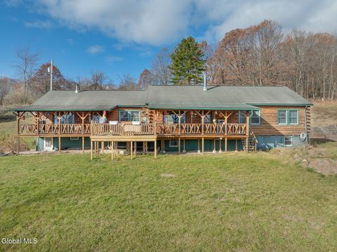Photo of 20 Kamarak Way, Granville, NY 12832 (MLS # 202530128)