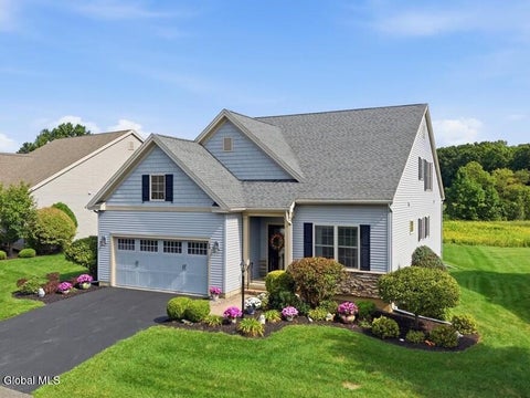 Homes For Sale - 20 Whitney Drive<br/> Mechanicville, NY 12118