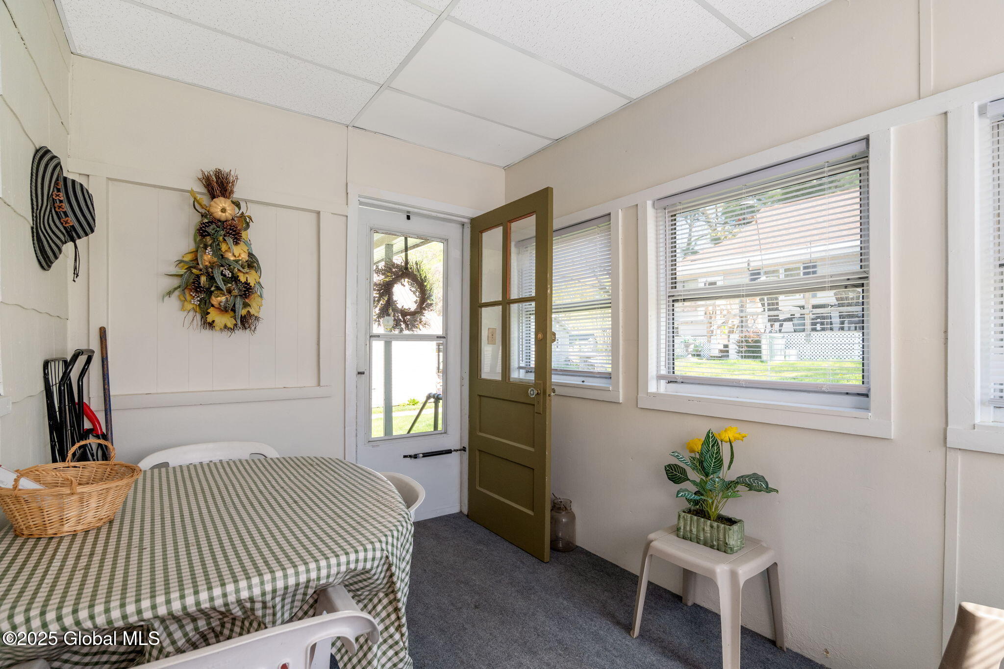 1081 2nd Avenue, Troy, New York image 8