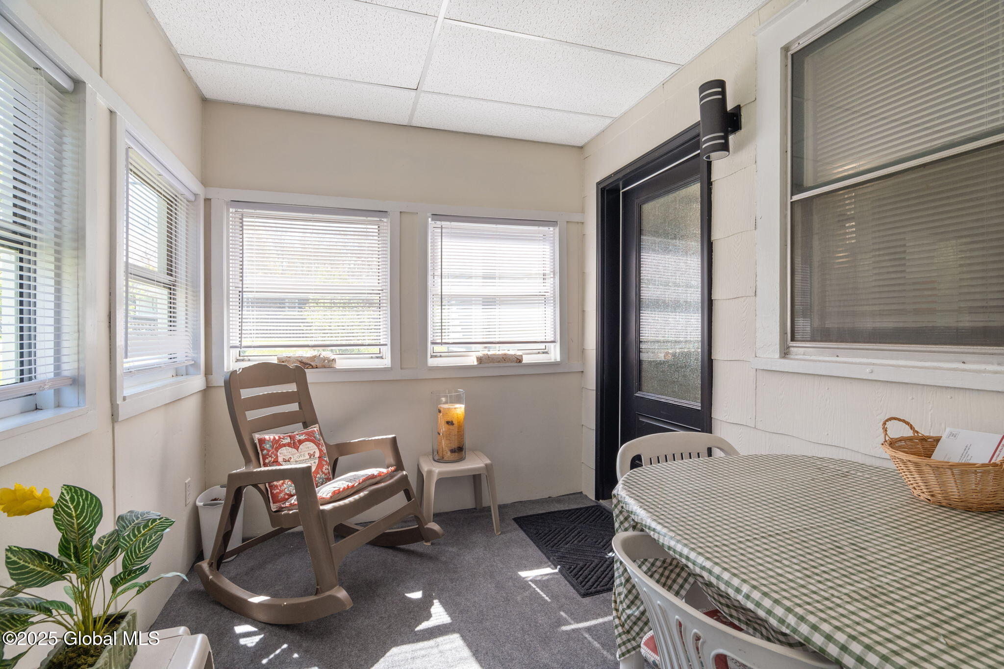 1081 2nd Avenue, Troy, New York image 10