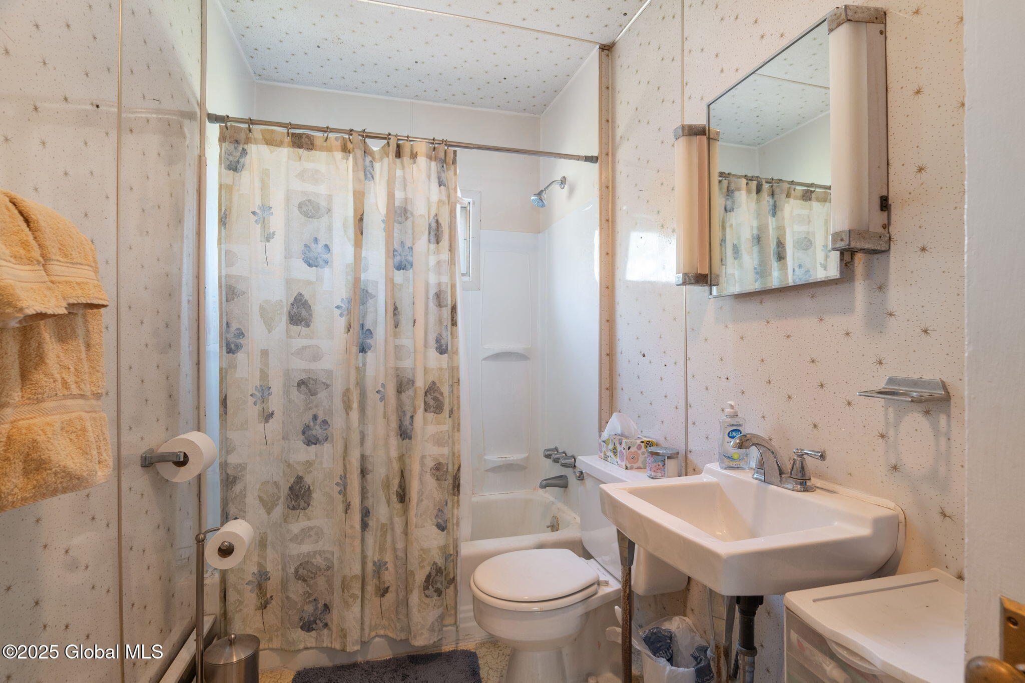 1081 2nd Avenue, Troy, New York image 24