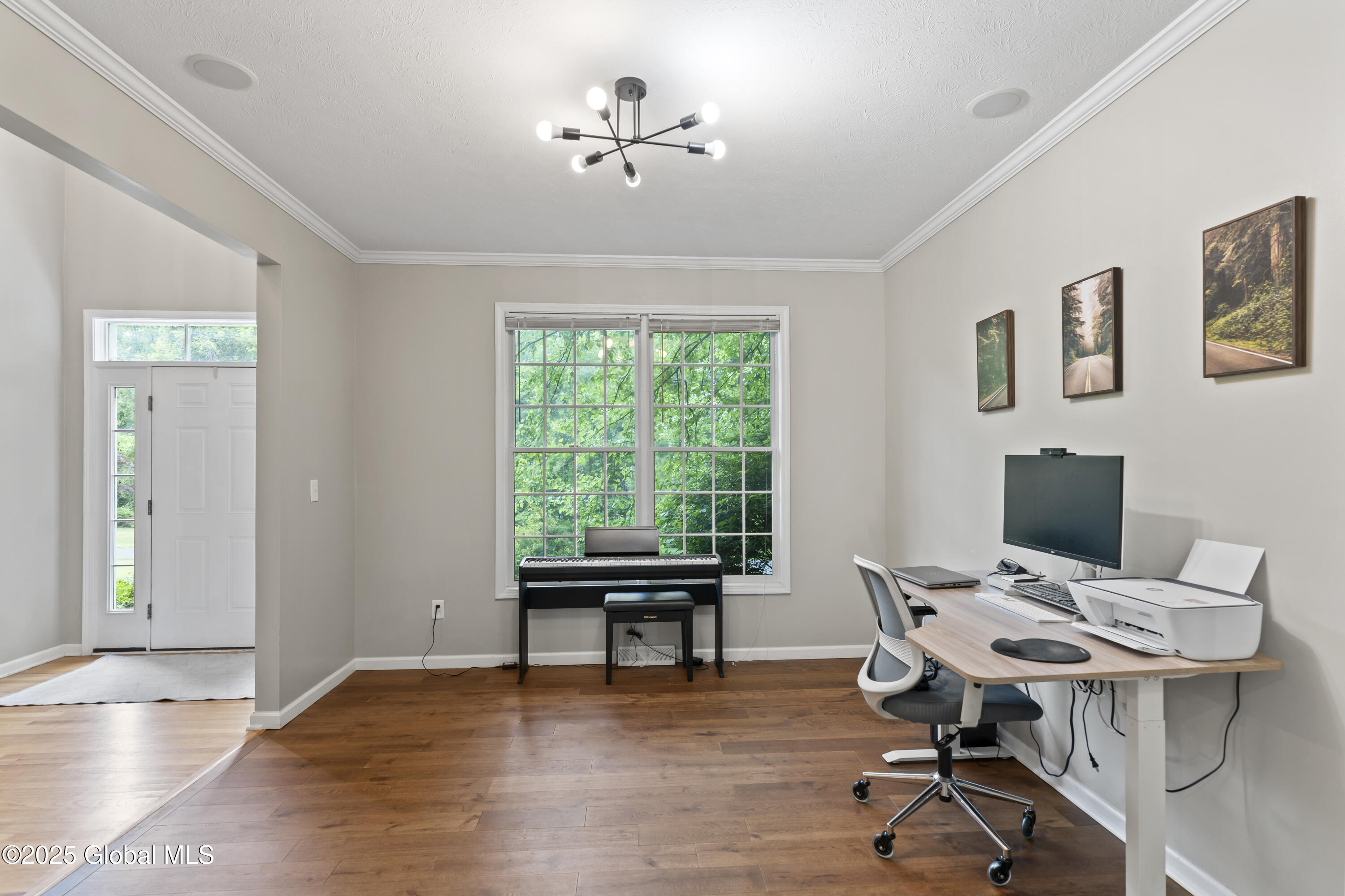 638 Grooms Road, Clifton Park, New York image 9