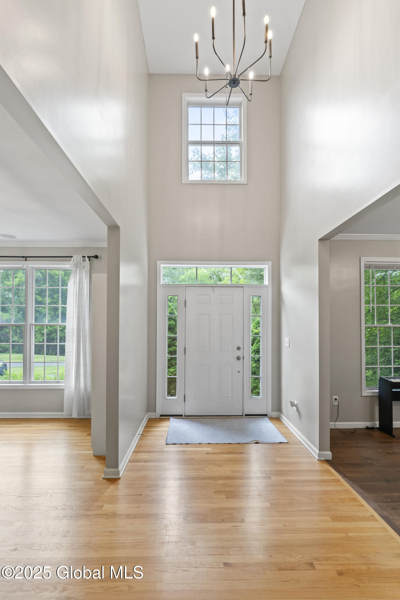 638 Grooms Road, Clifton Park, New York image 2