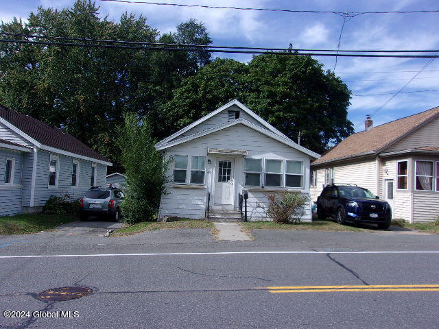 43 Osborne Road, Albany, New York image 1