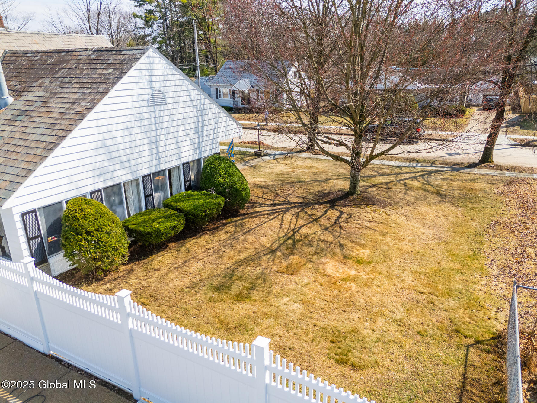 75 4th Street, Glens Falls, New York image 43