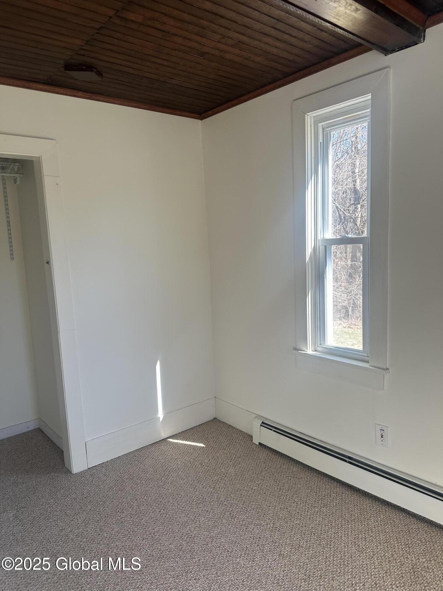 Stillwater, New York 12170, United States, 1 Bedroom Bedrooms, ,1 BathroomBathrooms,Residential,Active,96621