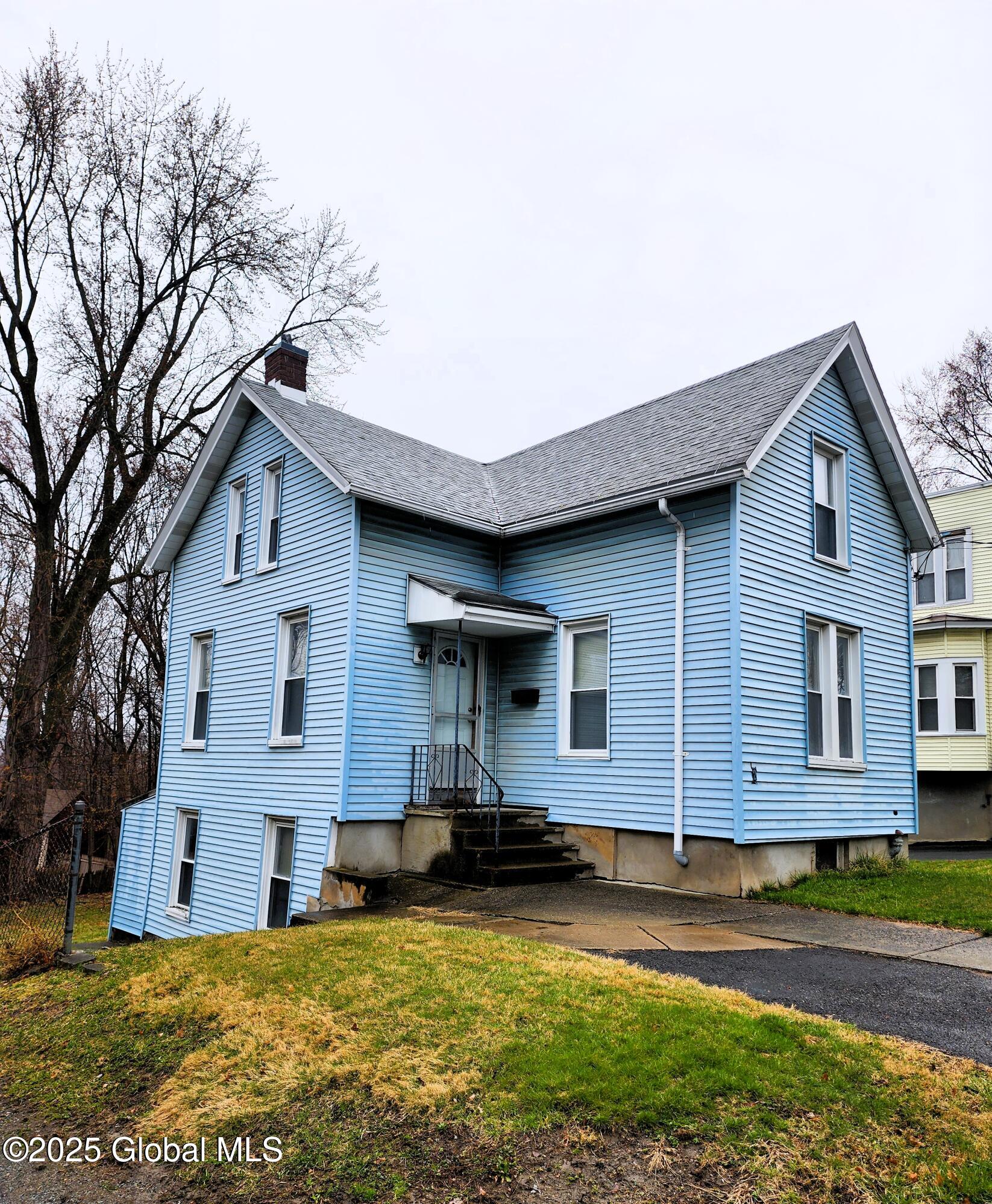 2 Patten Avenue, Rensselaer, New York image 1